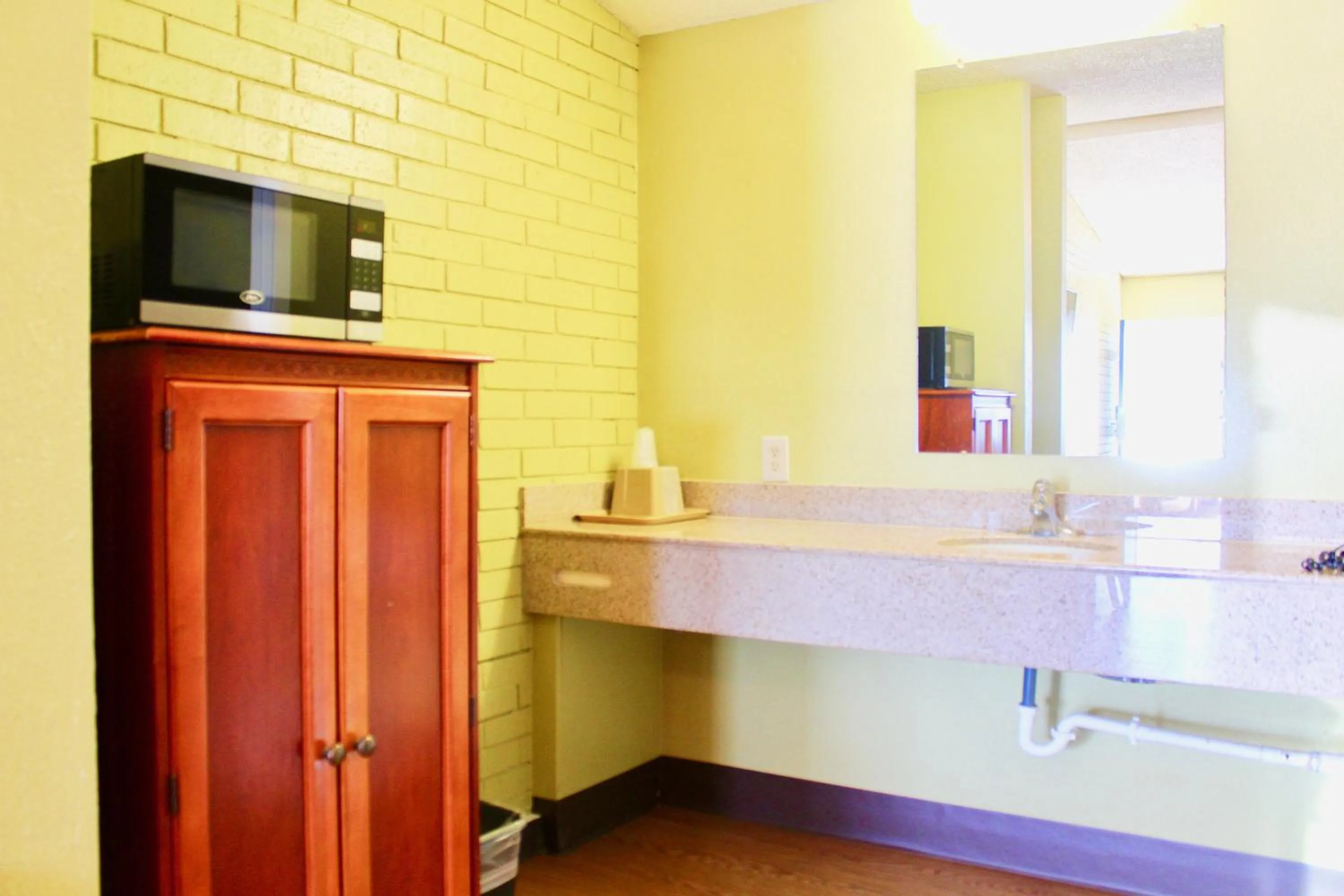 Tropicana Motel Bastrop