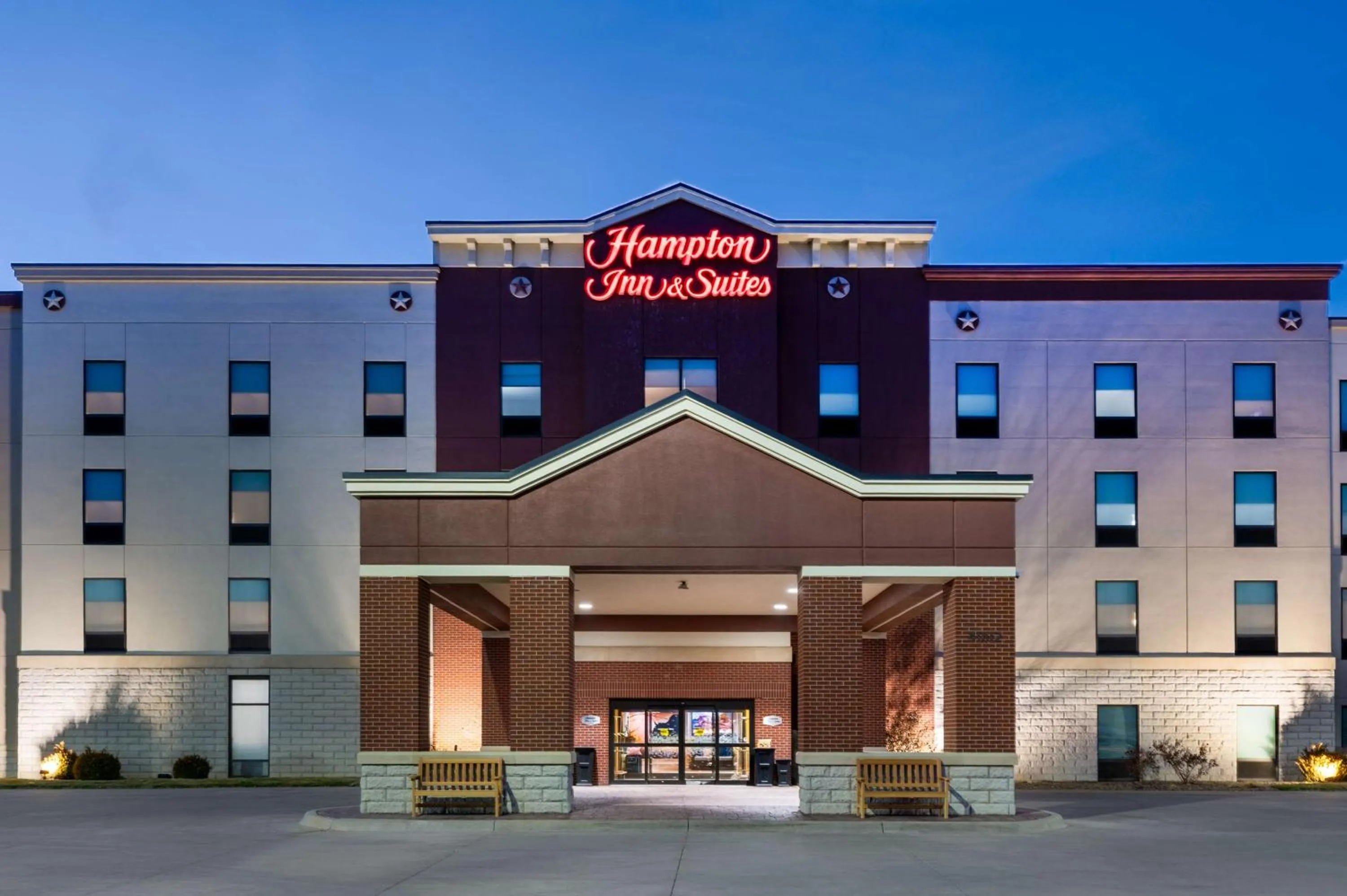 Property building in Hampton Inn & Suites Dodge City Boot Hill Casino