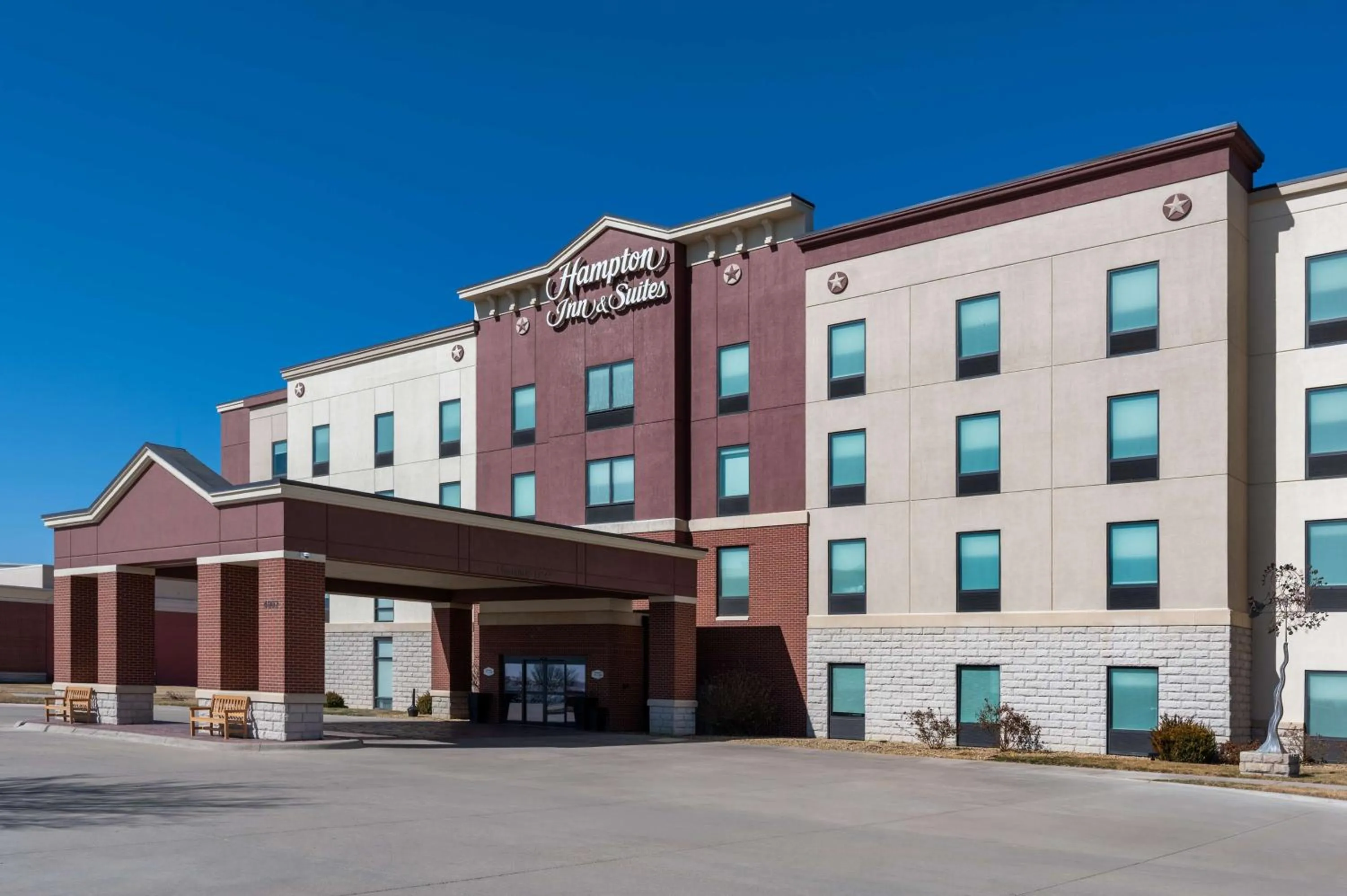 Property building in Hampton Inn & Suites Dodge City Boot Hill Casino