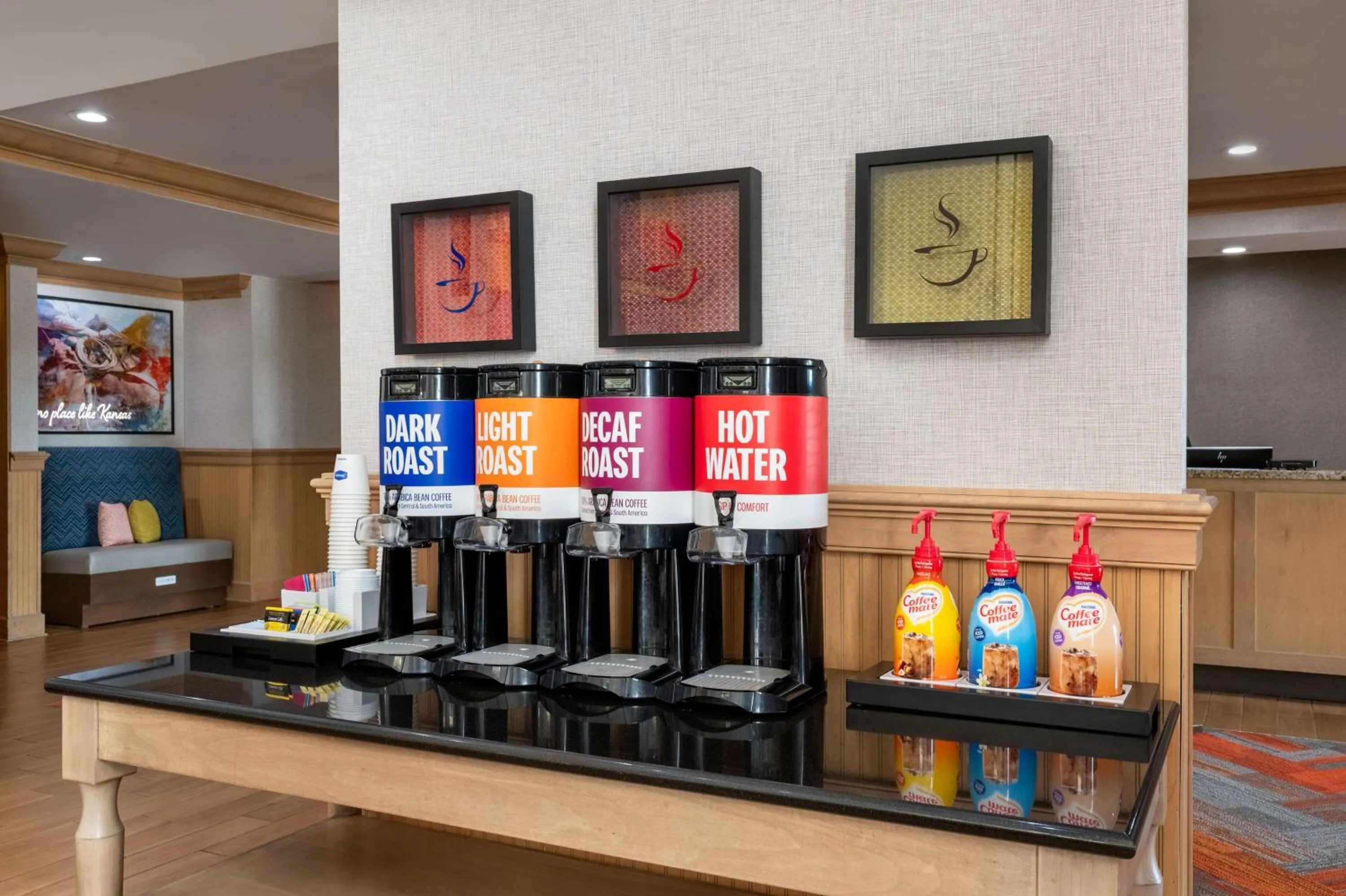 Dining area in Hampton Inn & Suites Dodge City Boot Hill Casino