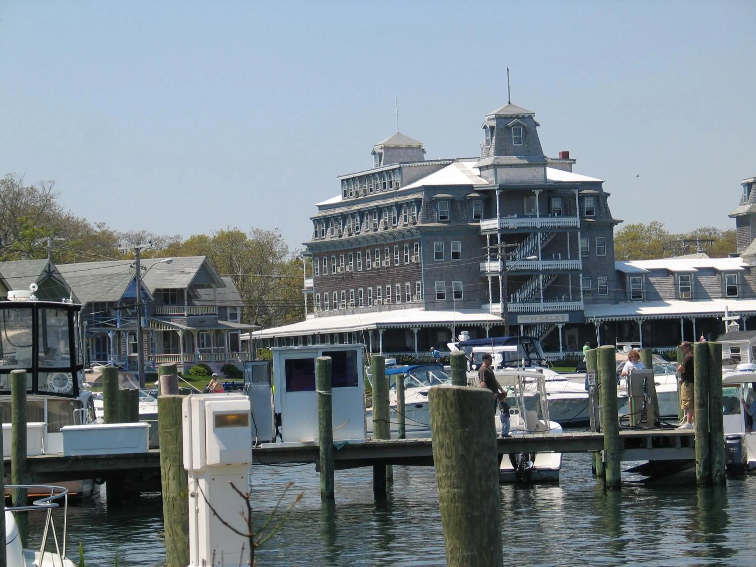 Property building in Summercamp