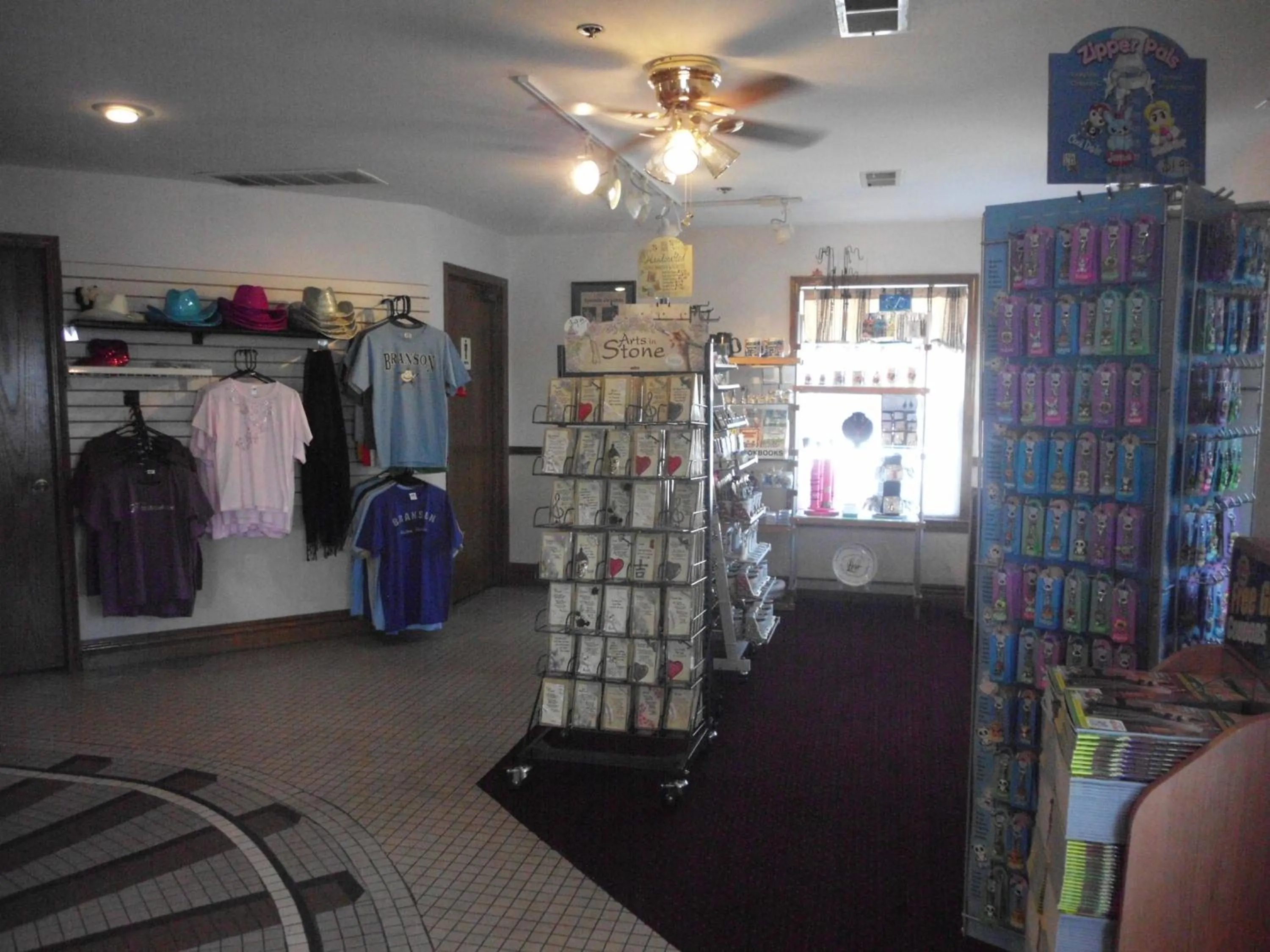 On-site shops in Dutton Inn