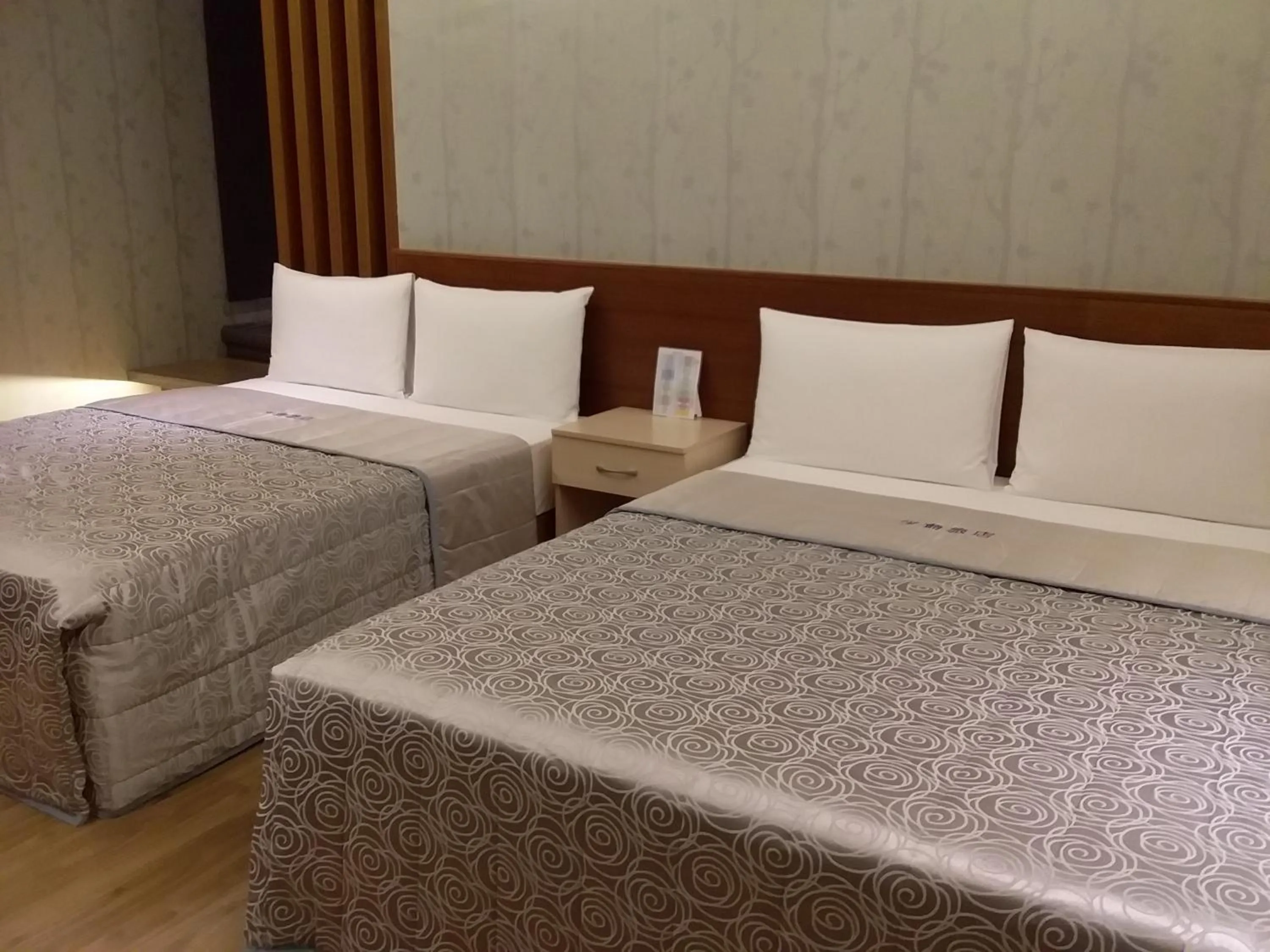 Bedroom, Bed in liHotel