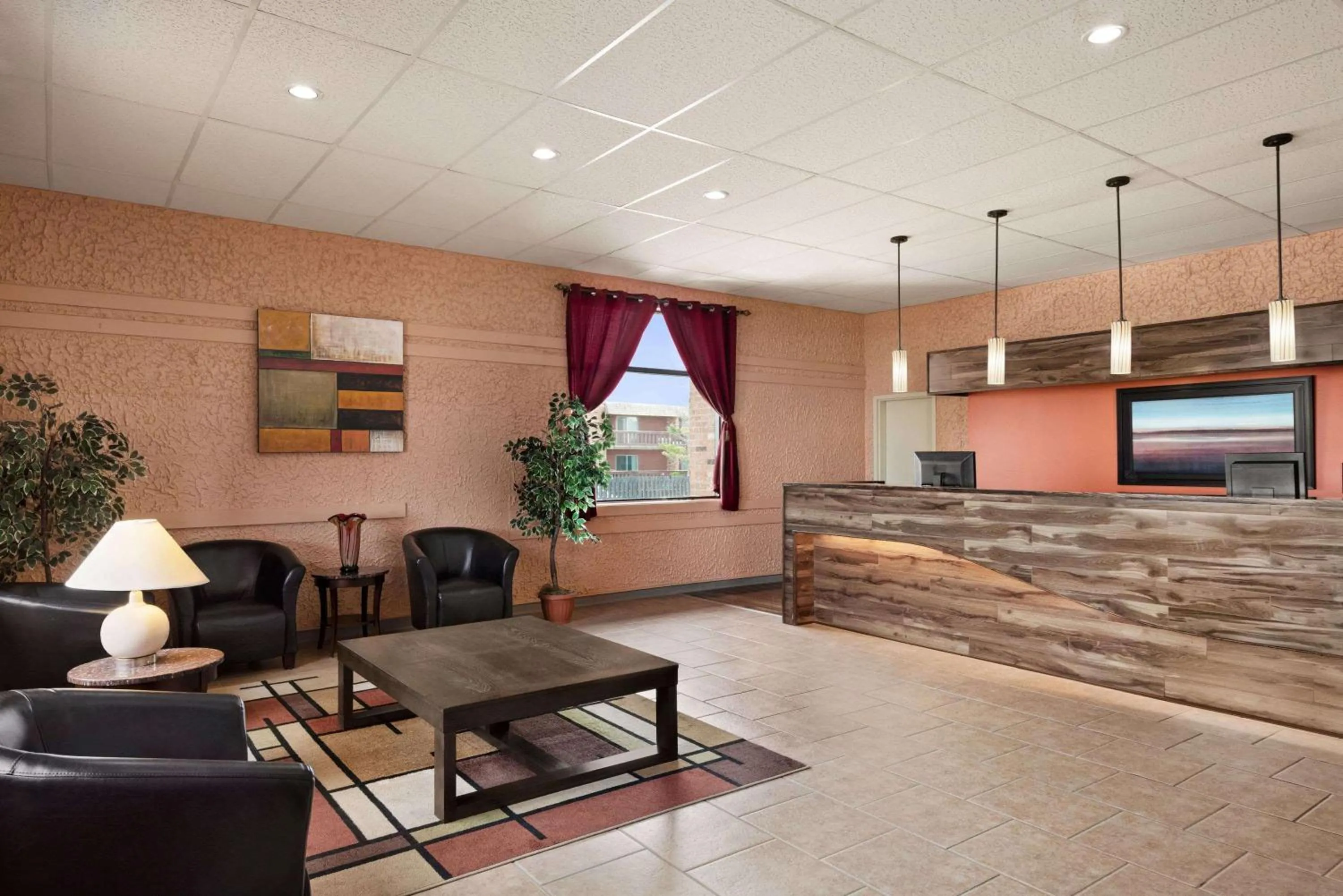Lobby or reception in Travelodge by Wyndham Swift Current
