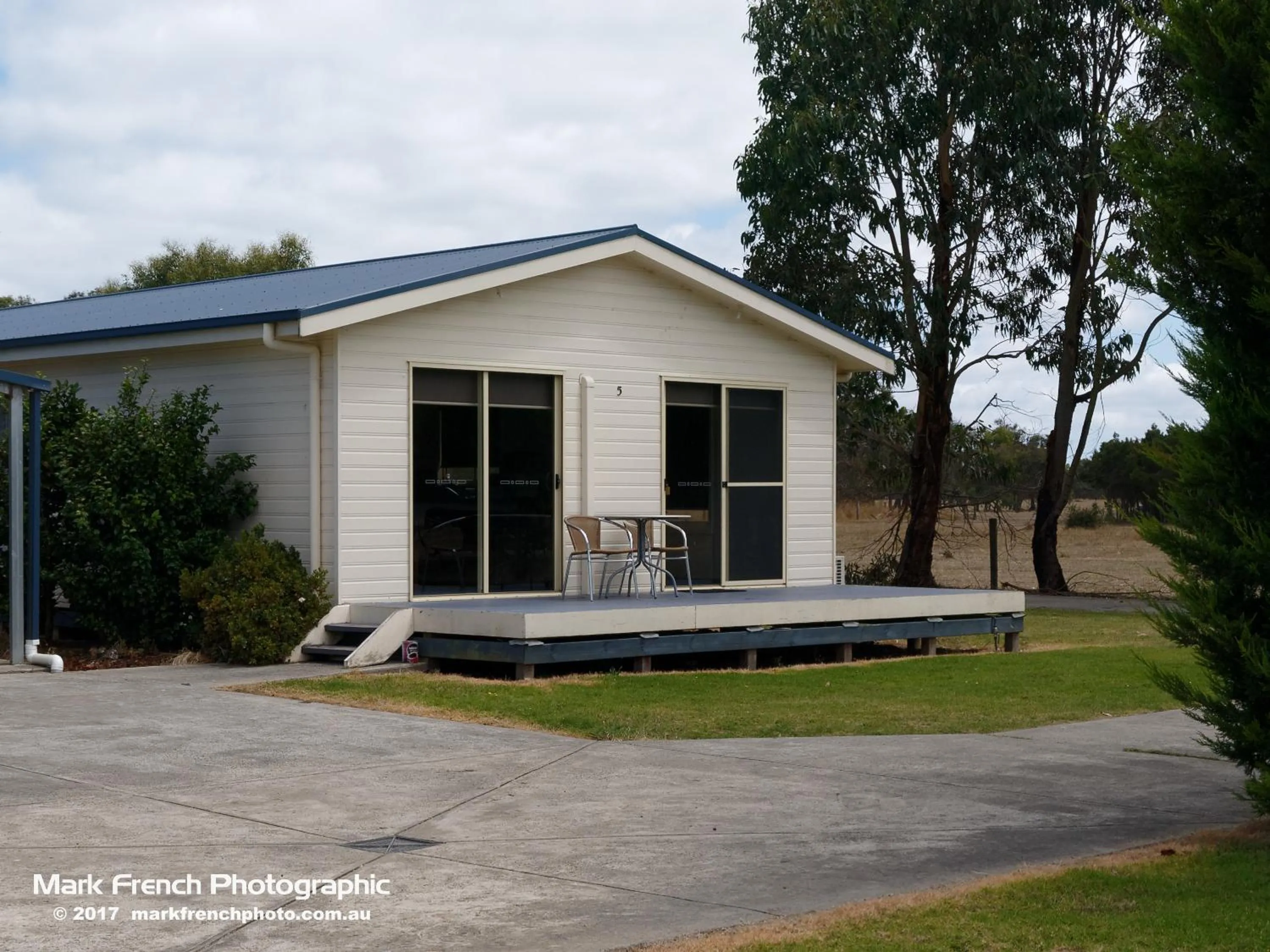 Photo of the whole room, Property Building in Woodbyne Resort