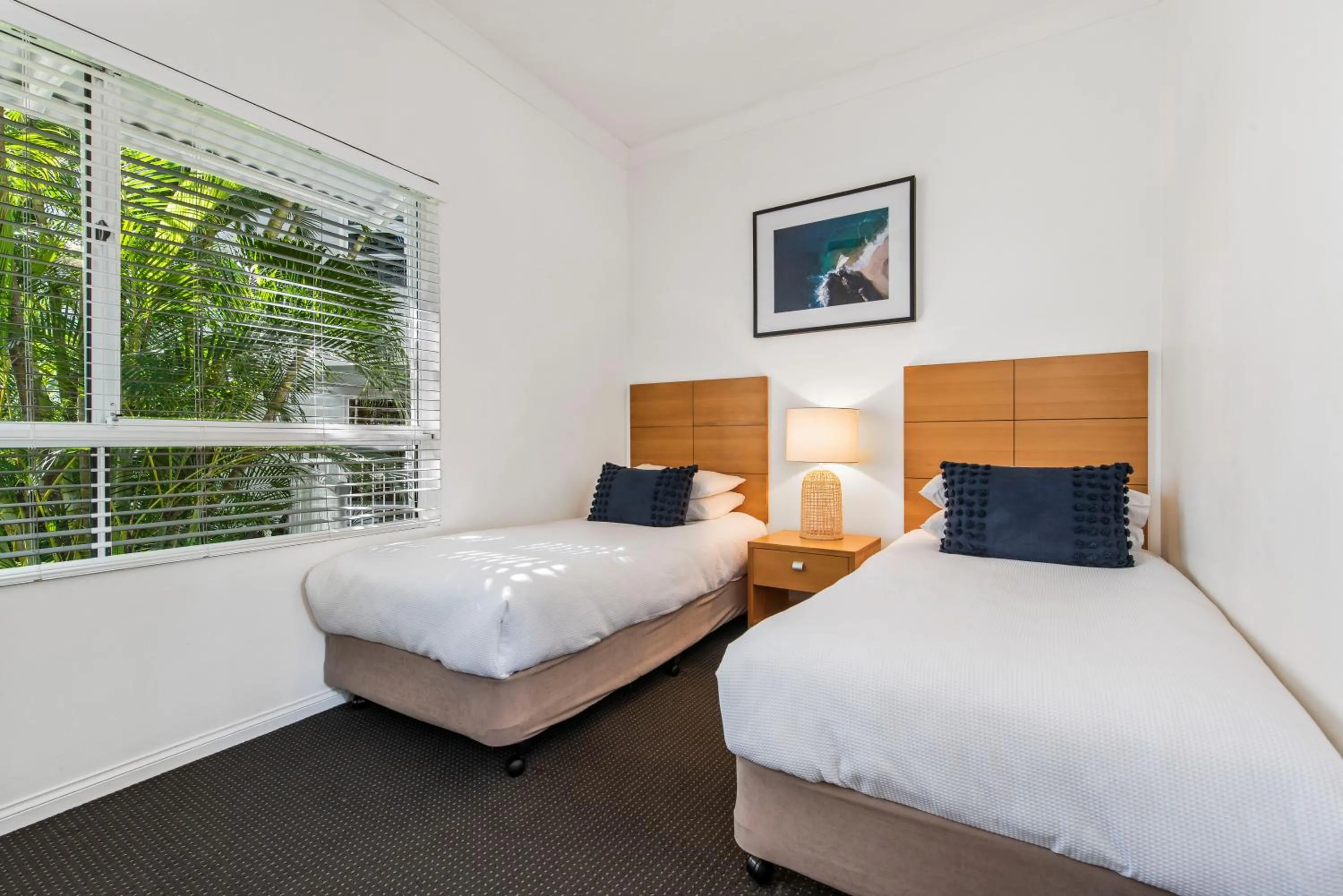 Bedroom, Bed in The Lookout Resort Noosa