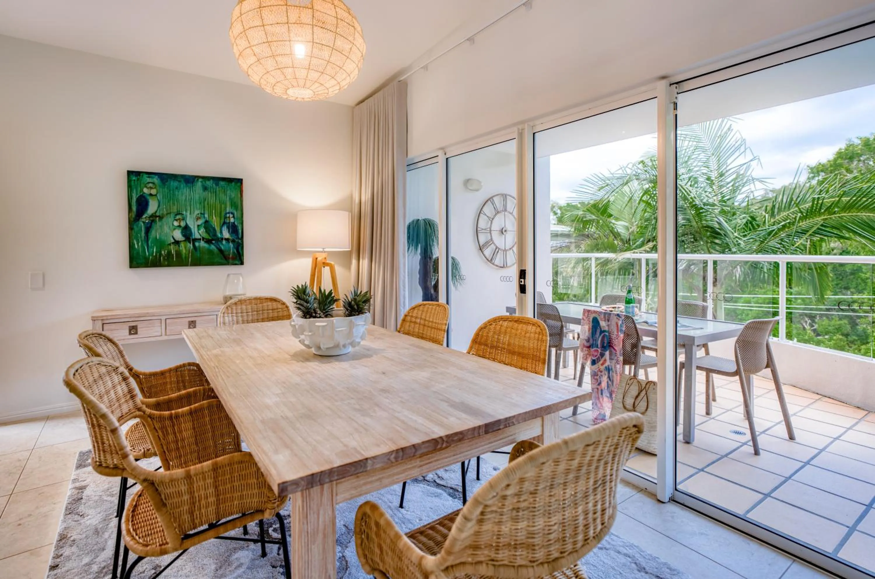 Dining area in The Lookout Resort Noosa