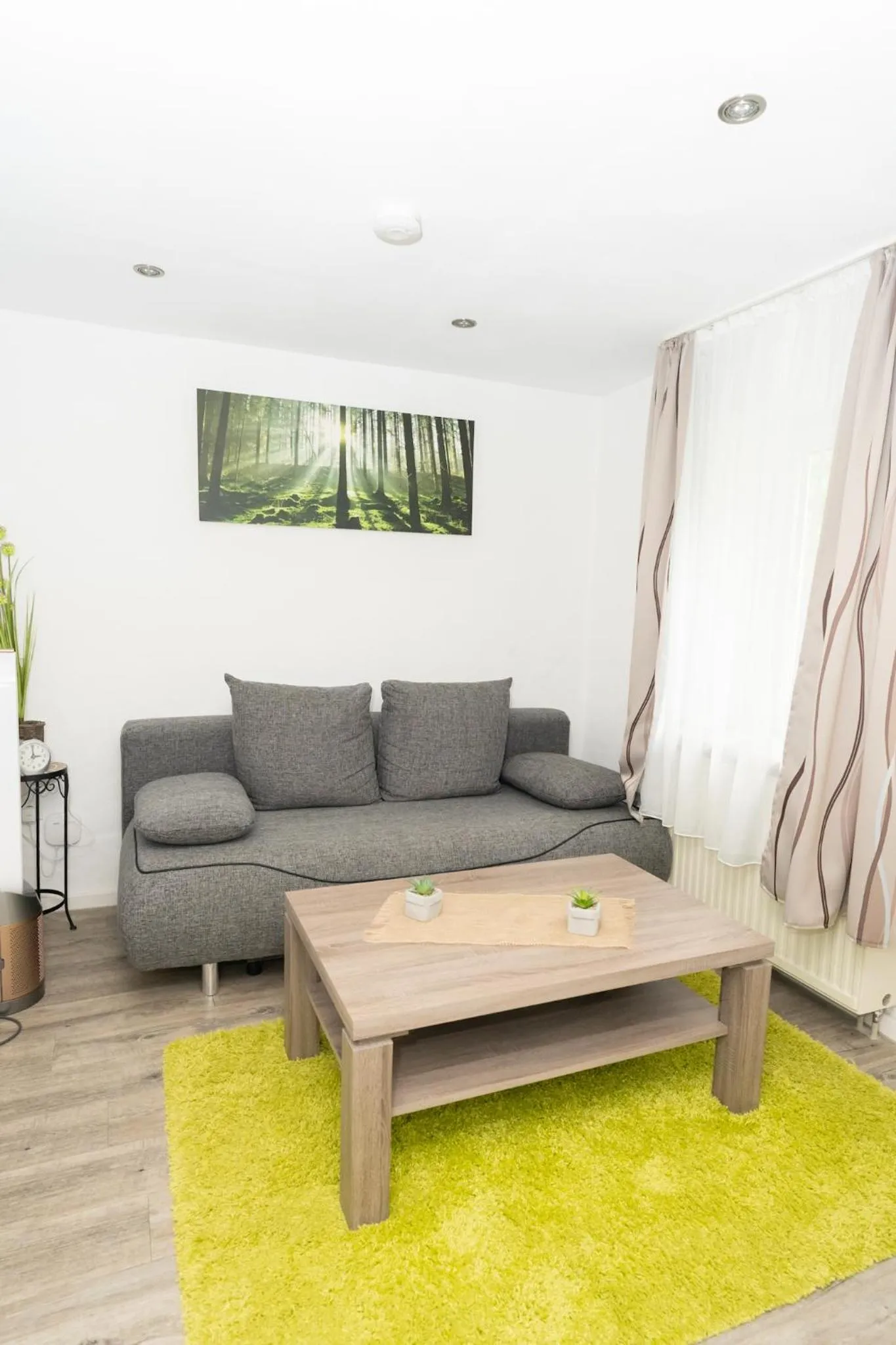 Hotel Garni BURG WALDENSTEIN