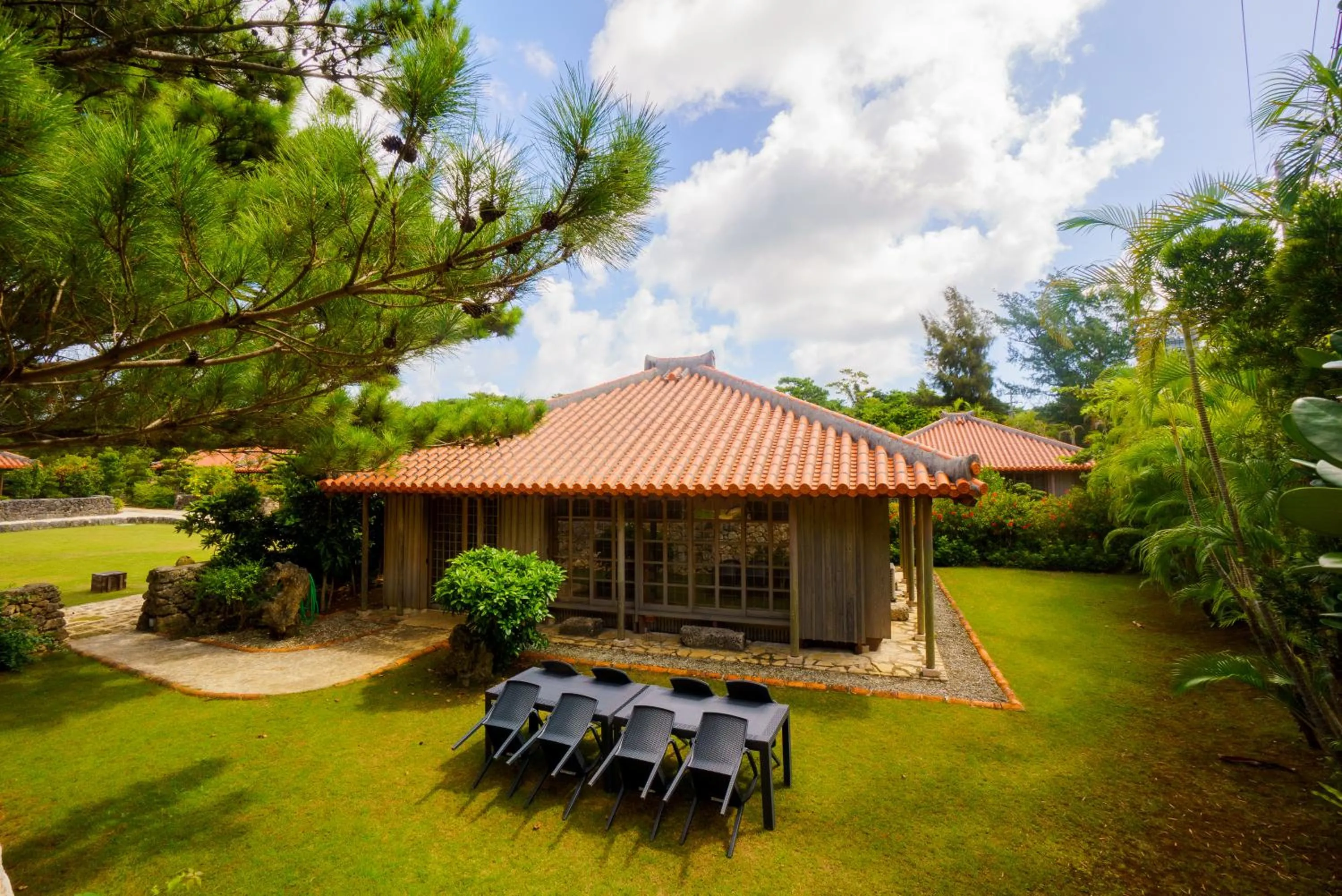 Property building in かたあきの里