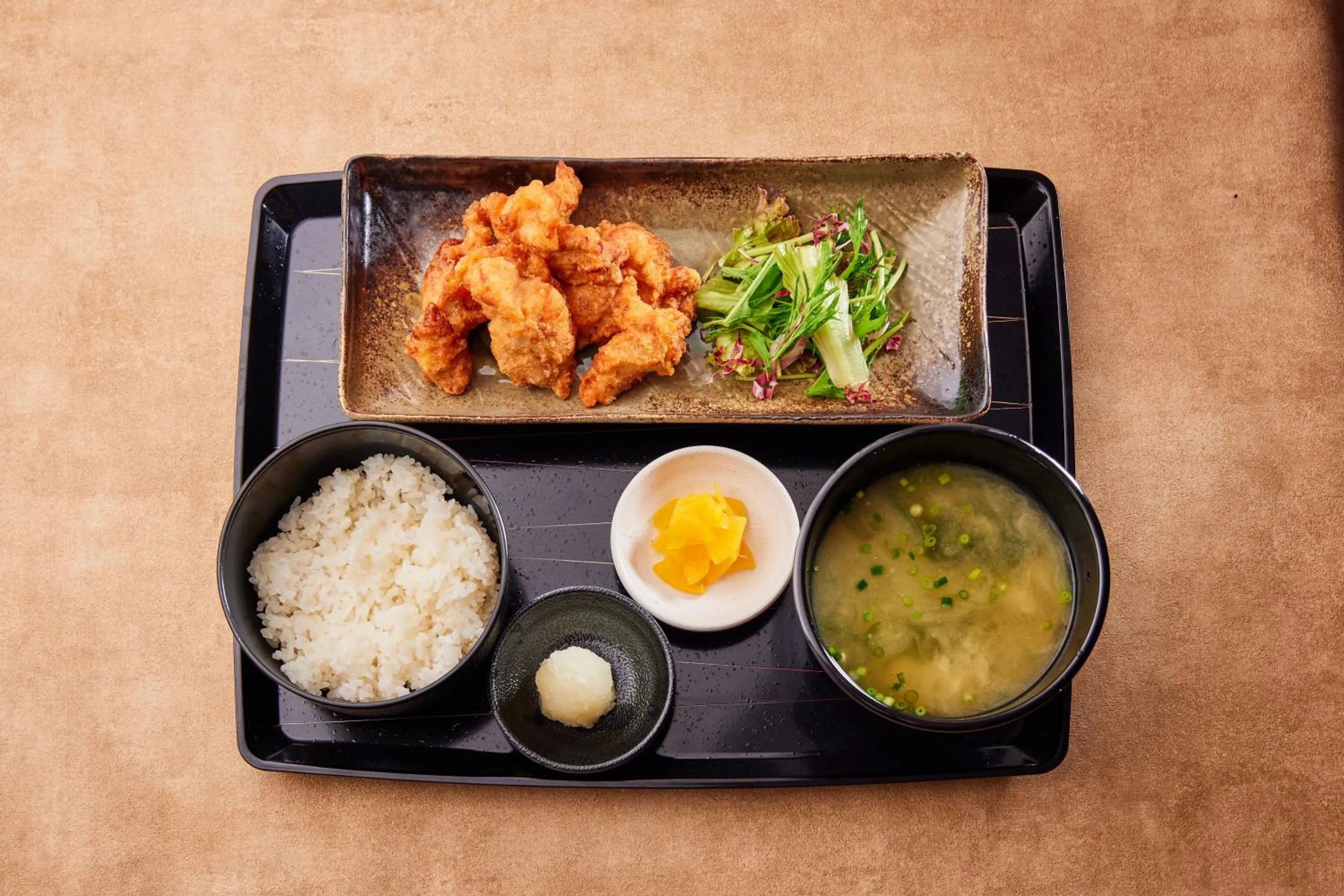 Restaurant/places to eat in Toyo Hotel