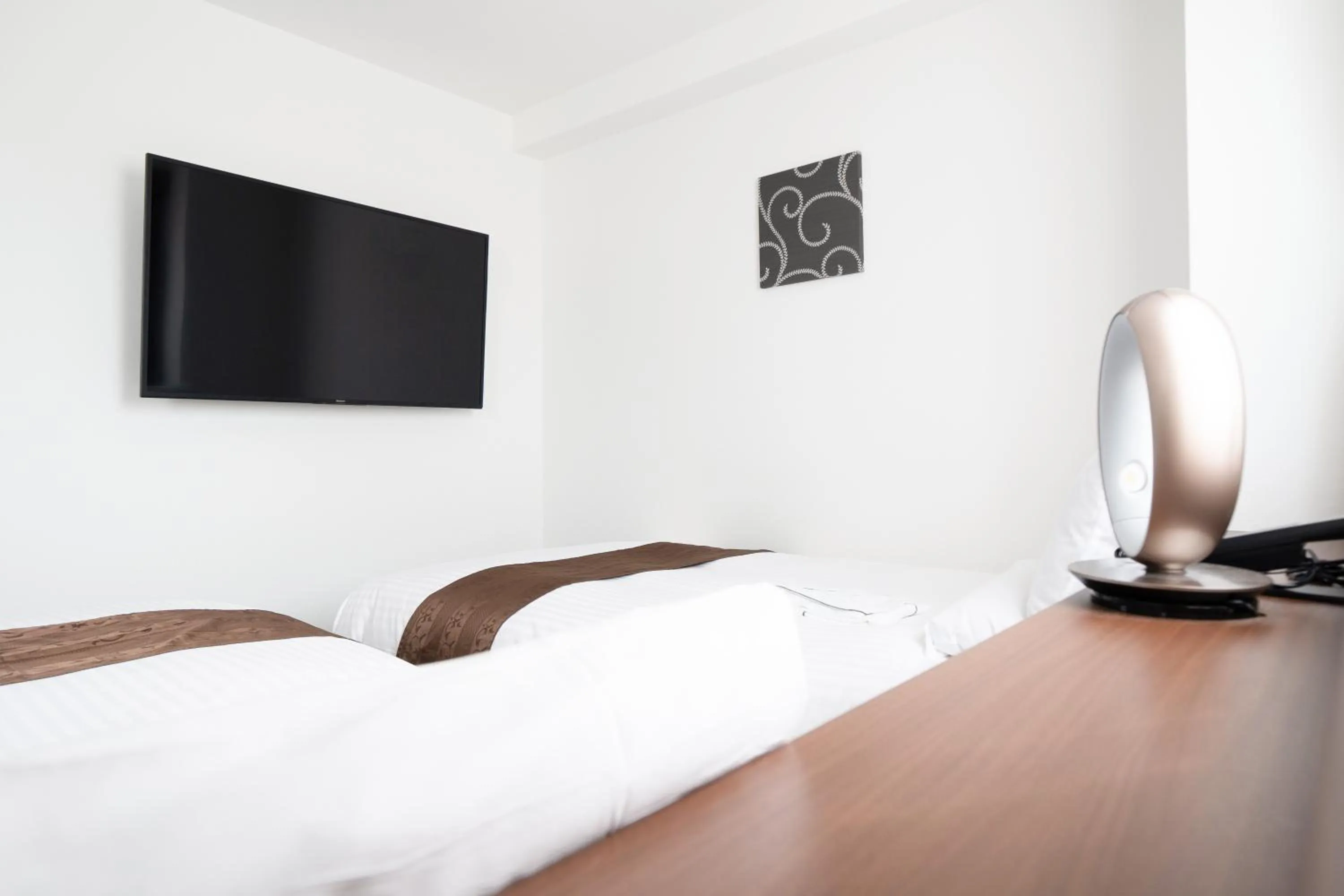 Photo of the whole room, Bed in Toyo Hotel