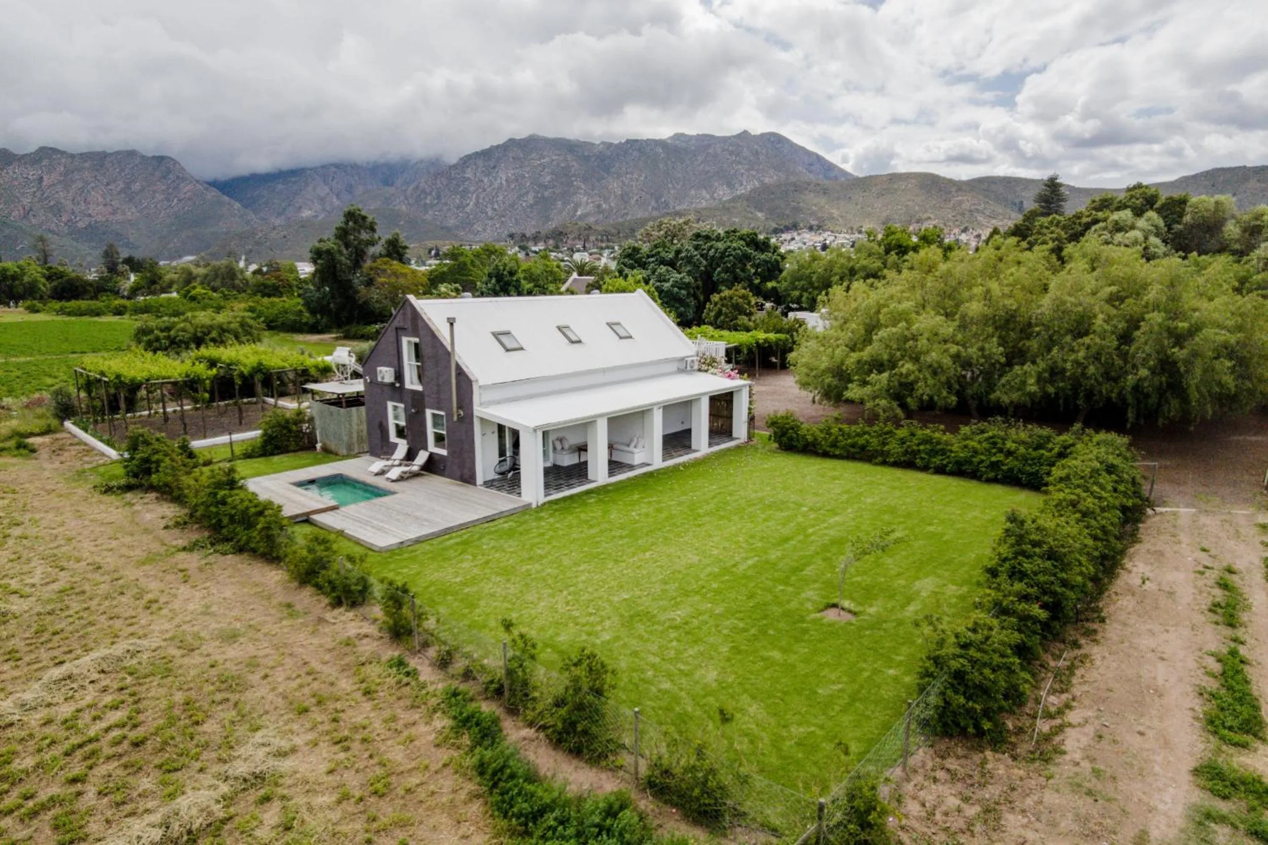Property building in The Barn On 62 - Cottages
