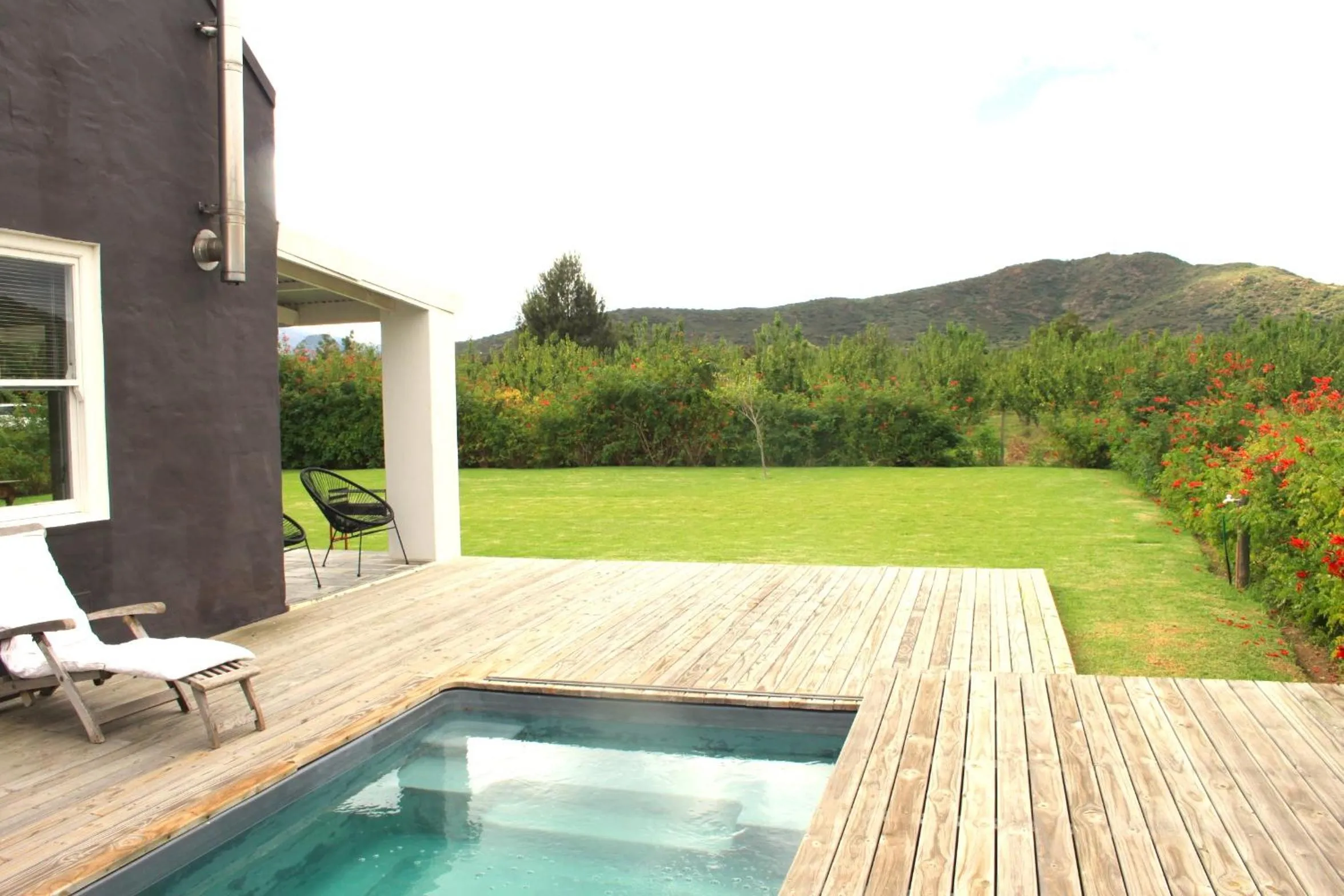 Swimming pool in The Barn On 62 - Cottages