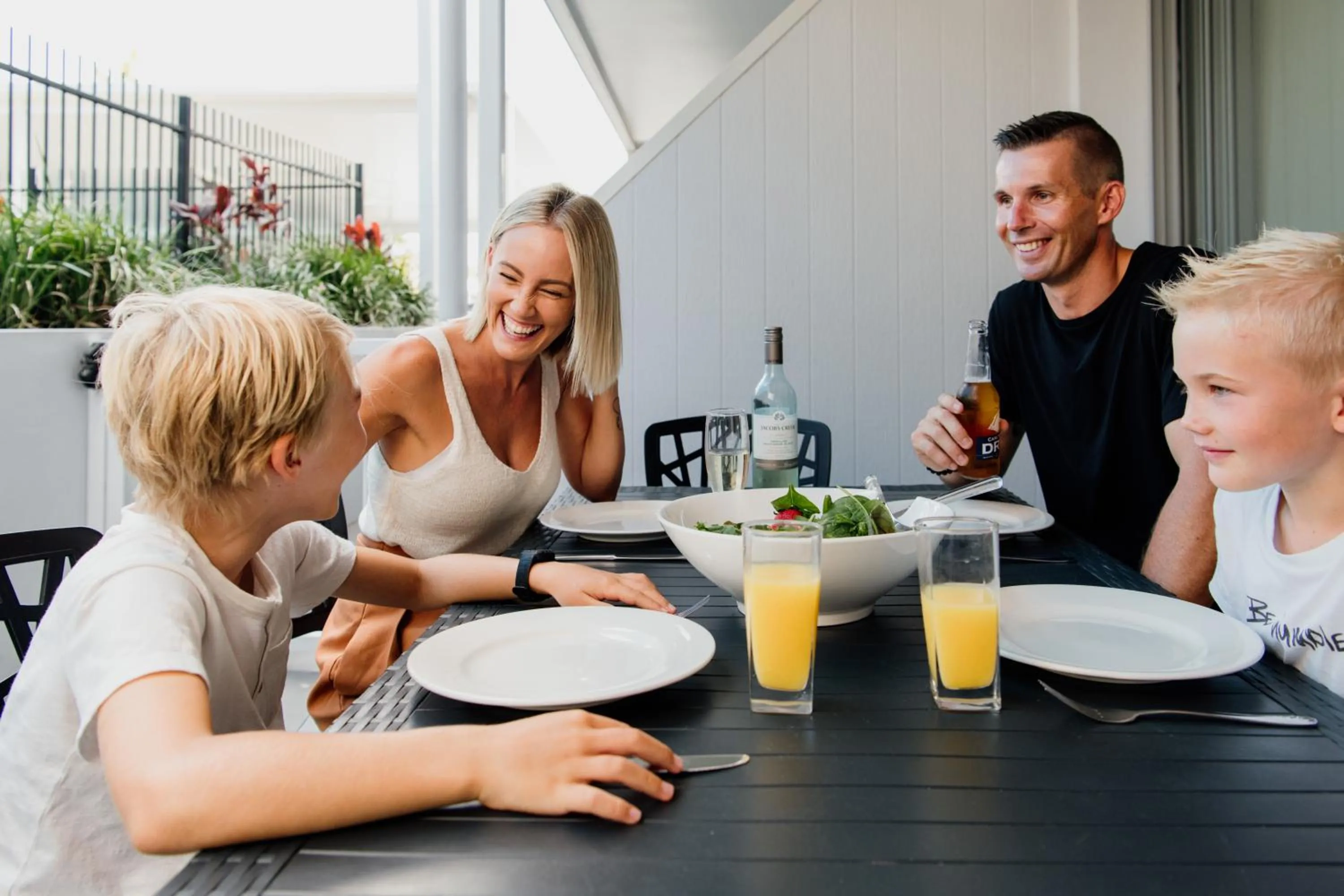 BBQ facilities in Nobby Beach Holiday Village