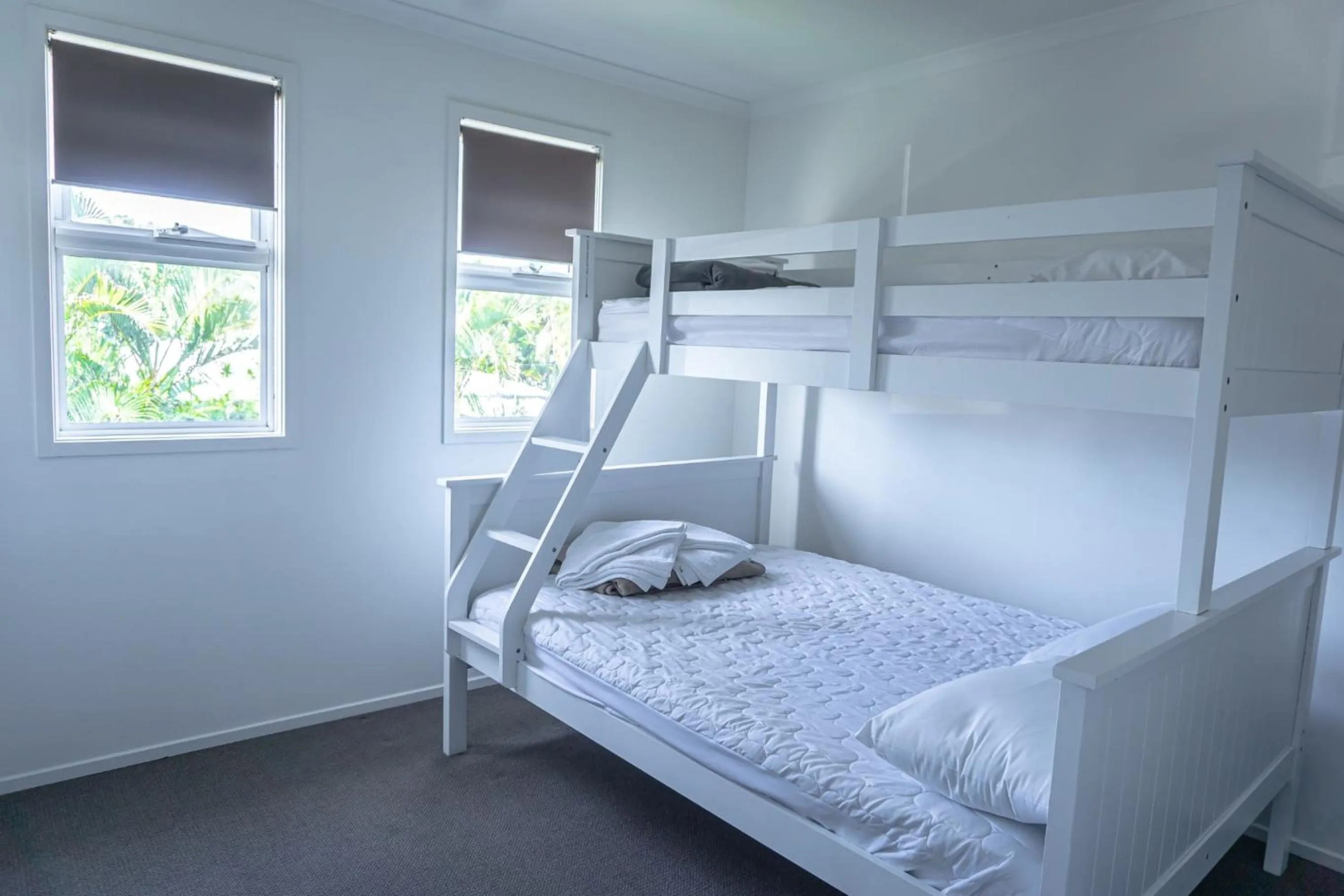 bunk bed, Bed in Nobby Beach Holiday Village