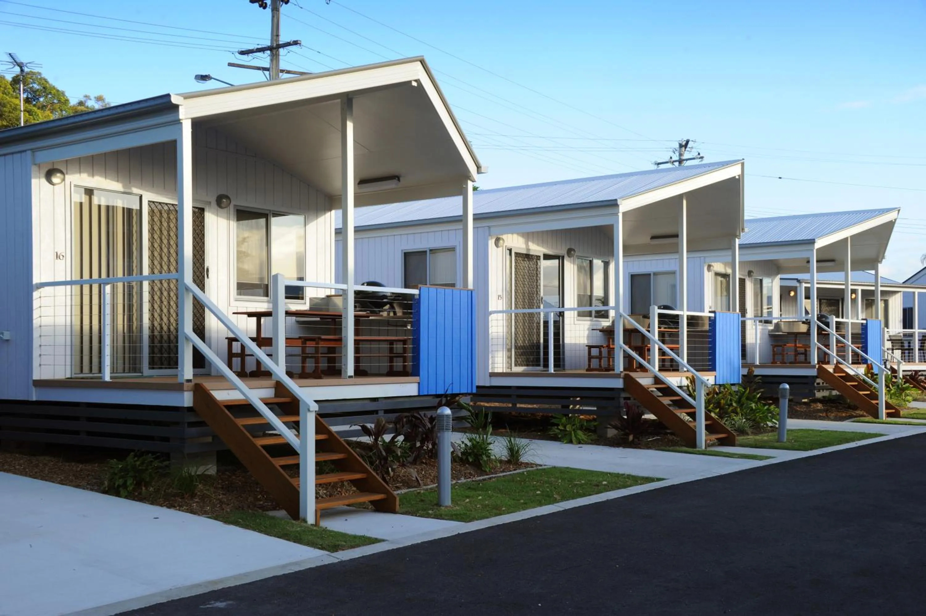 Property building in Nobby Beach Holiday Village
