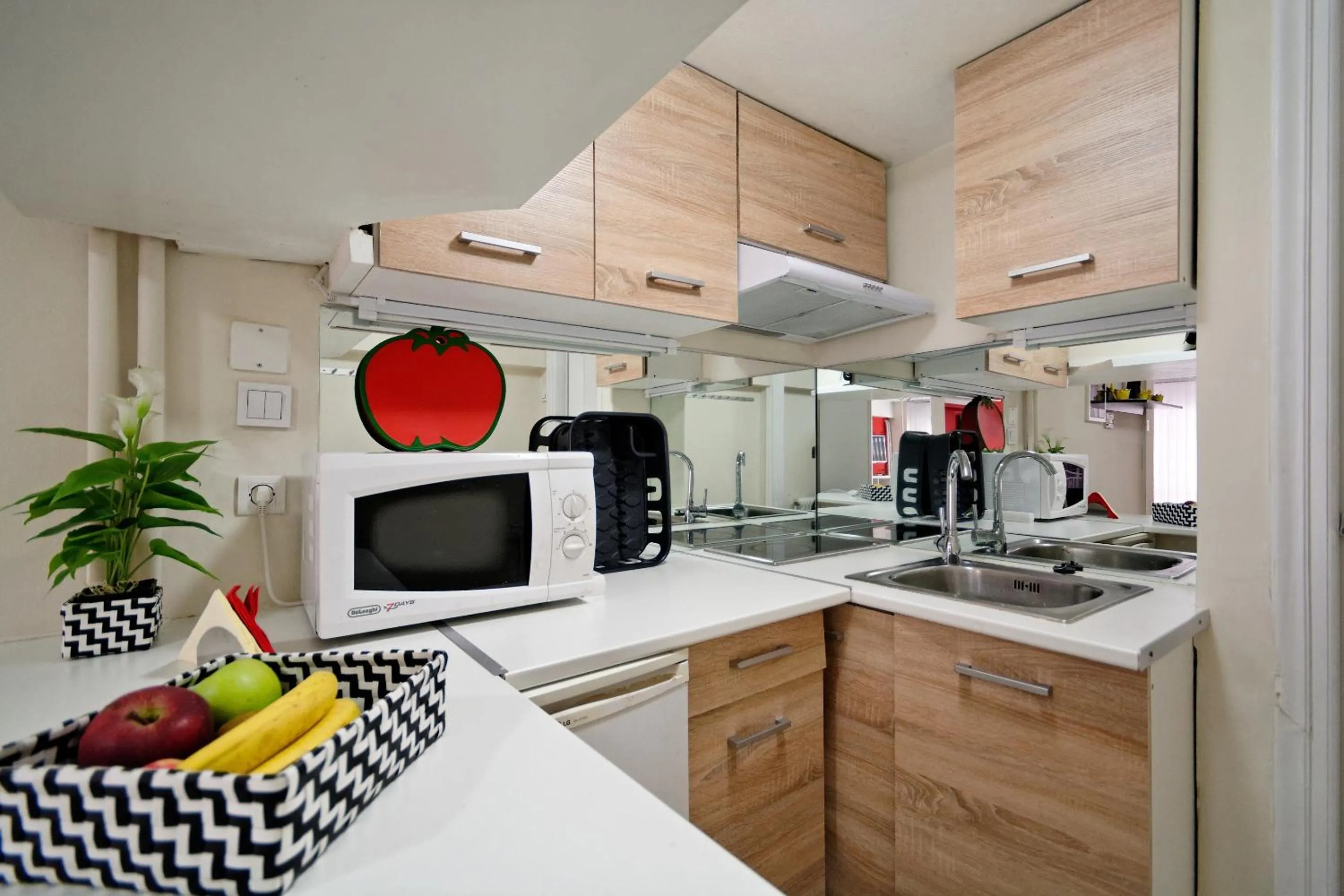 Coffee/tea facilities in Santorini Style in Athens, Greece