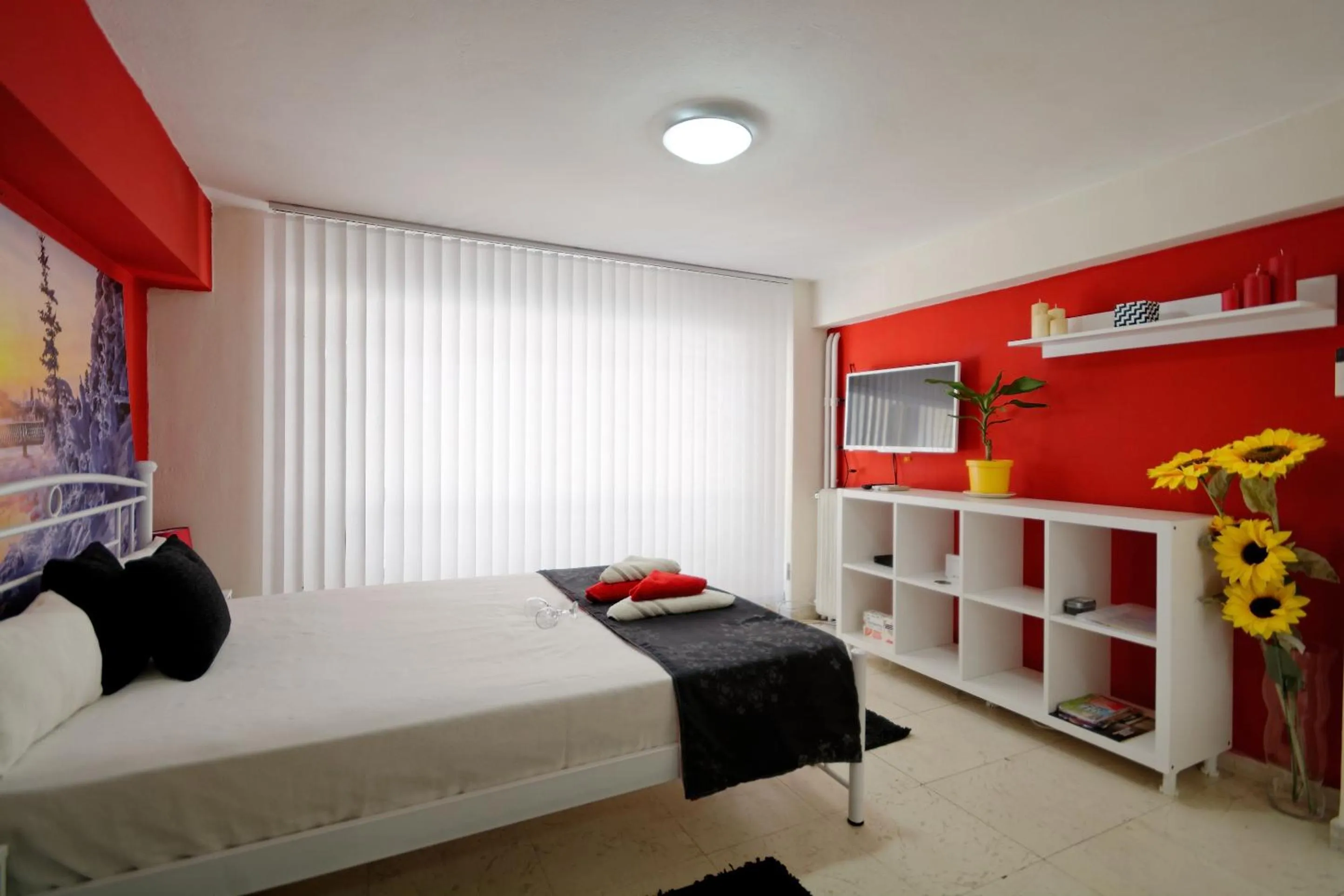 Bedroom, Bed in Santorini Style in Athens, Greece