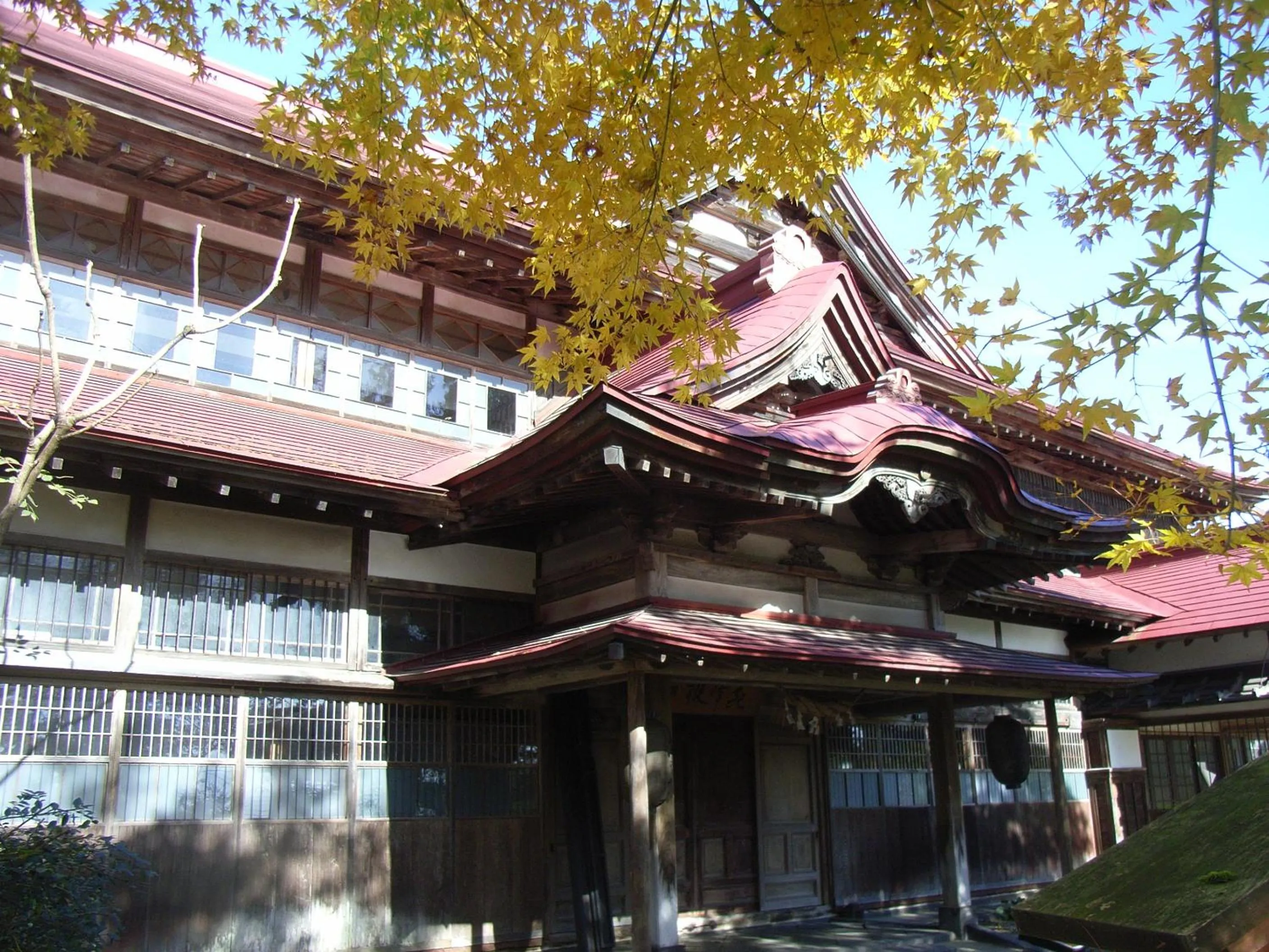 Facade/entrance in Syohoen
