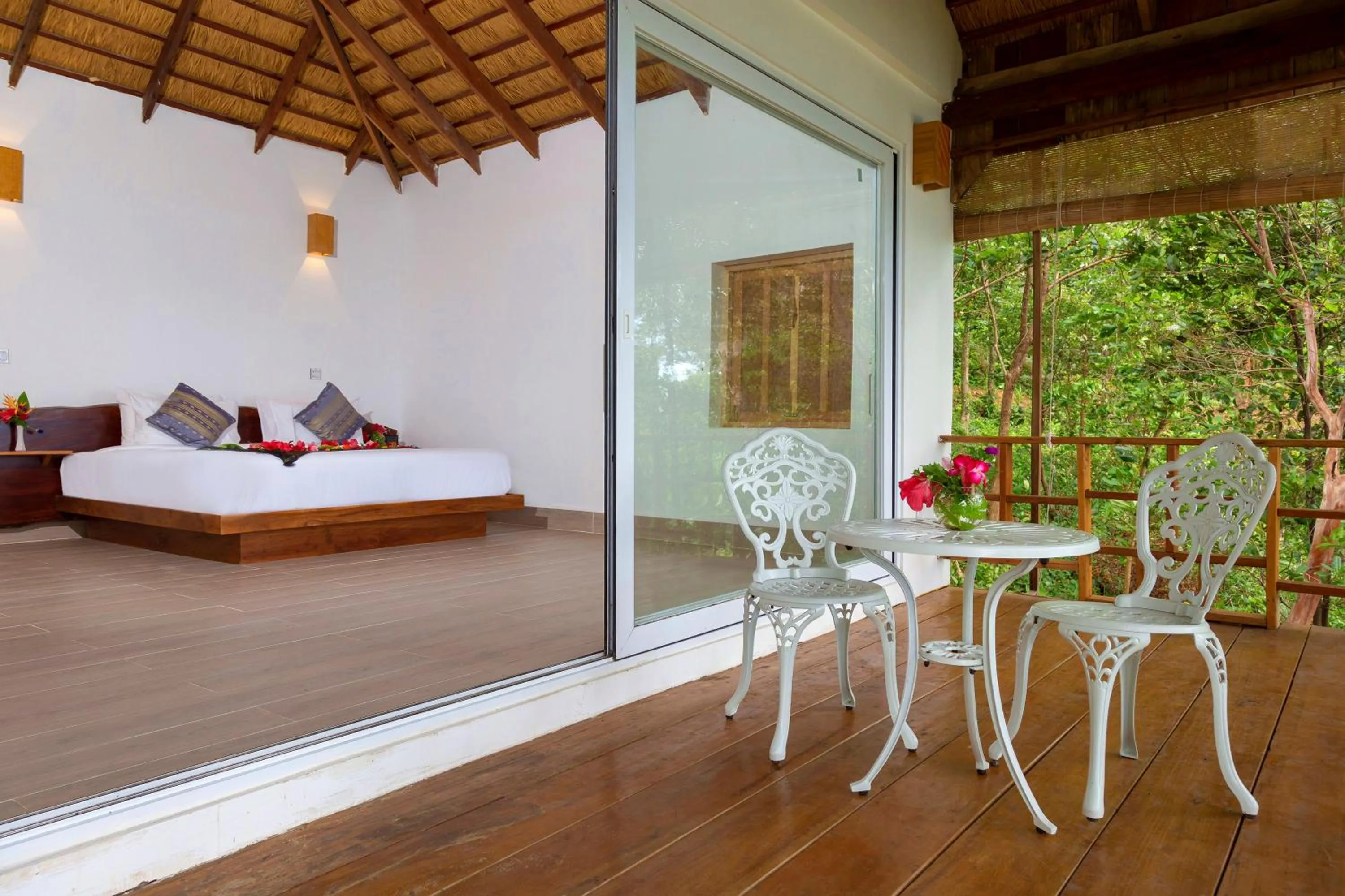 Bed in Pearl Beach Resort & Spa