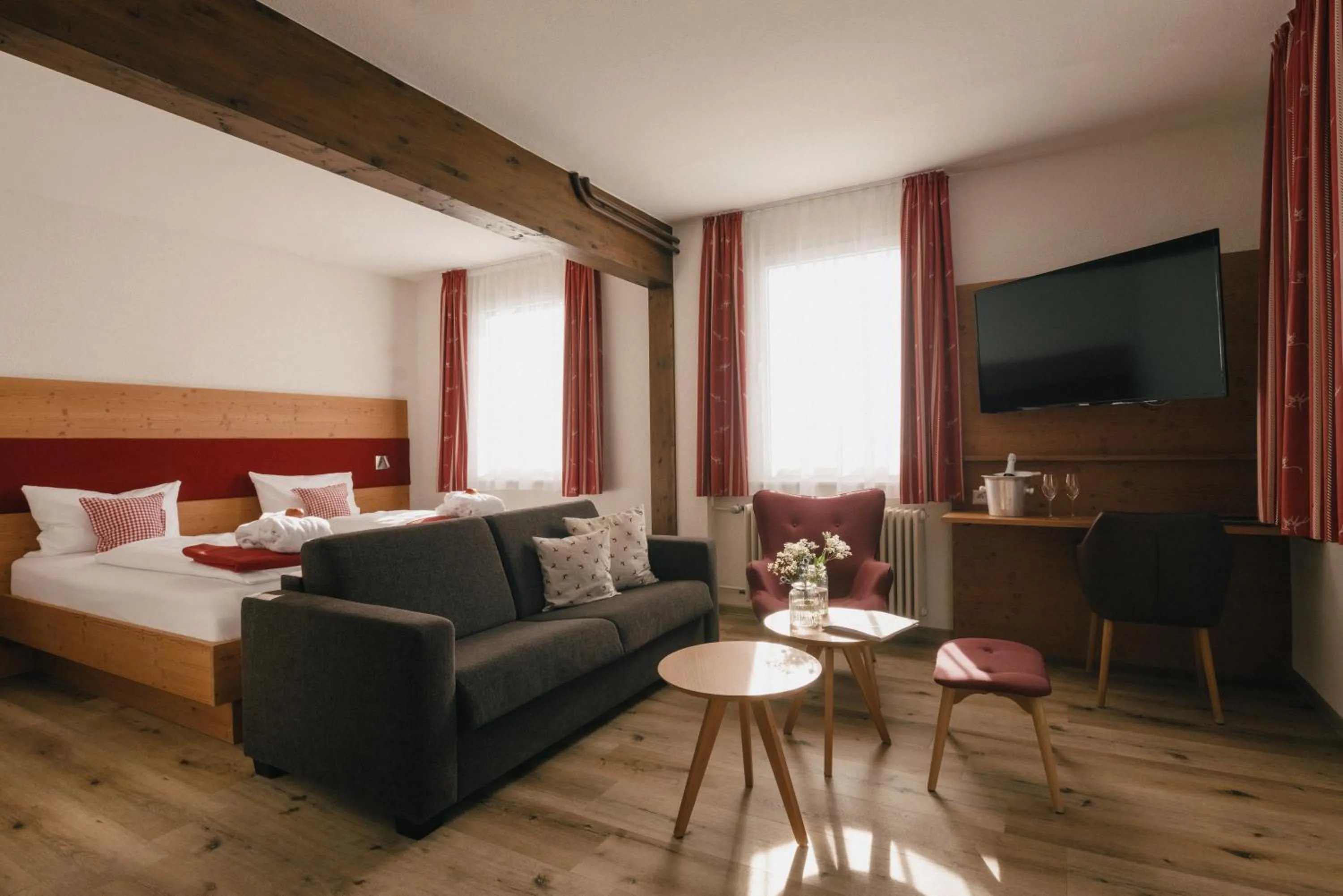 Photo of the whole room, Bed in Berghotel Wiedener Eck