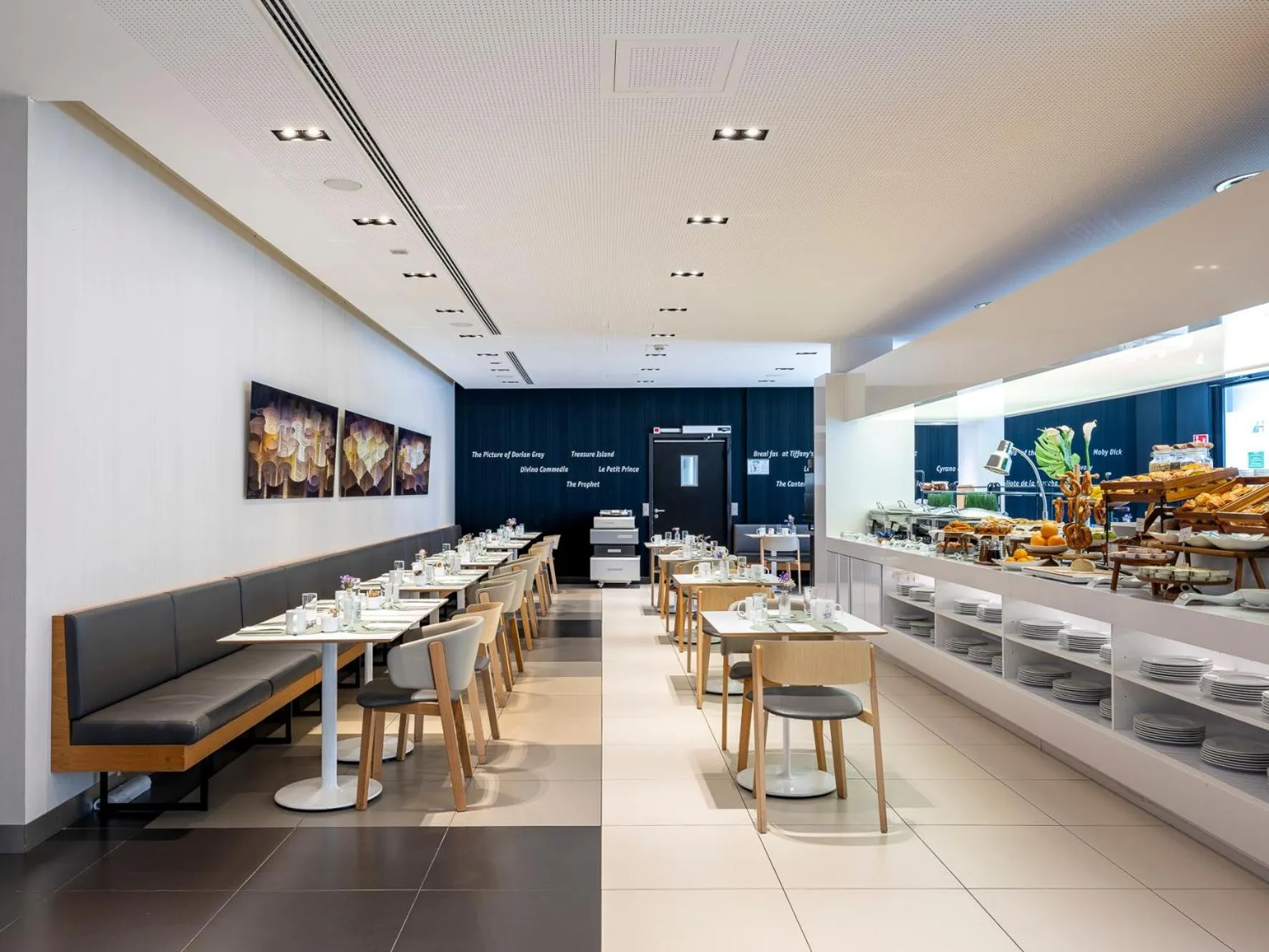 Food in Eurostars Book Hotel