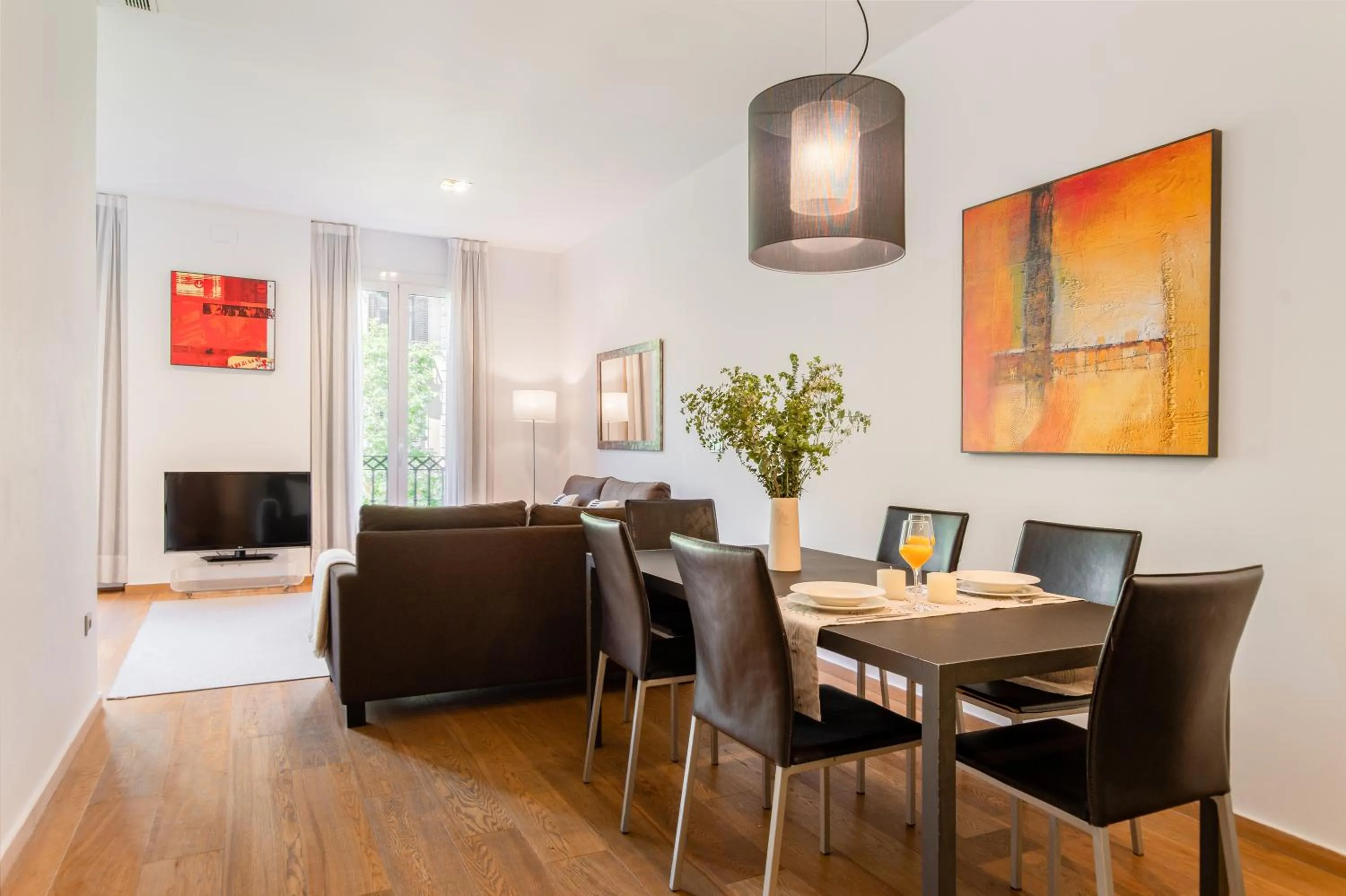 Living room in Aspasios Rambla Catalunya Apartments