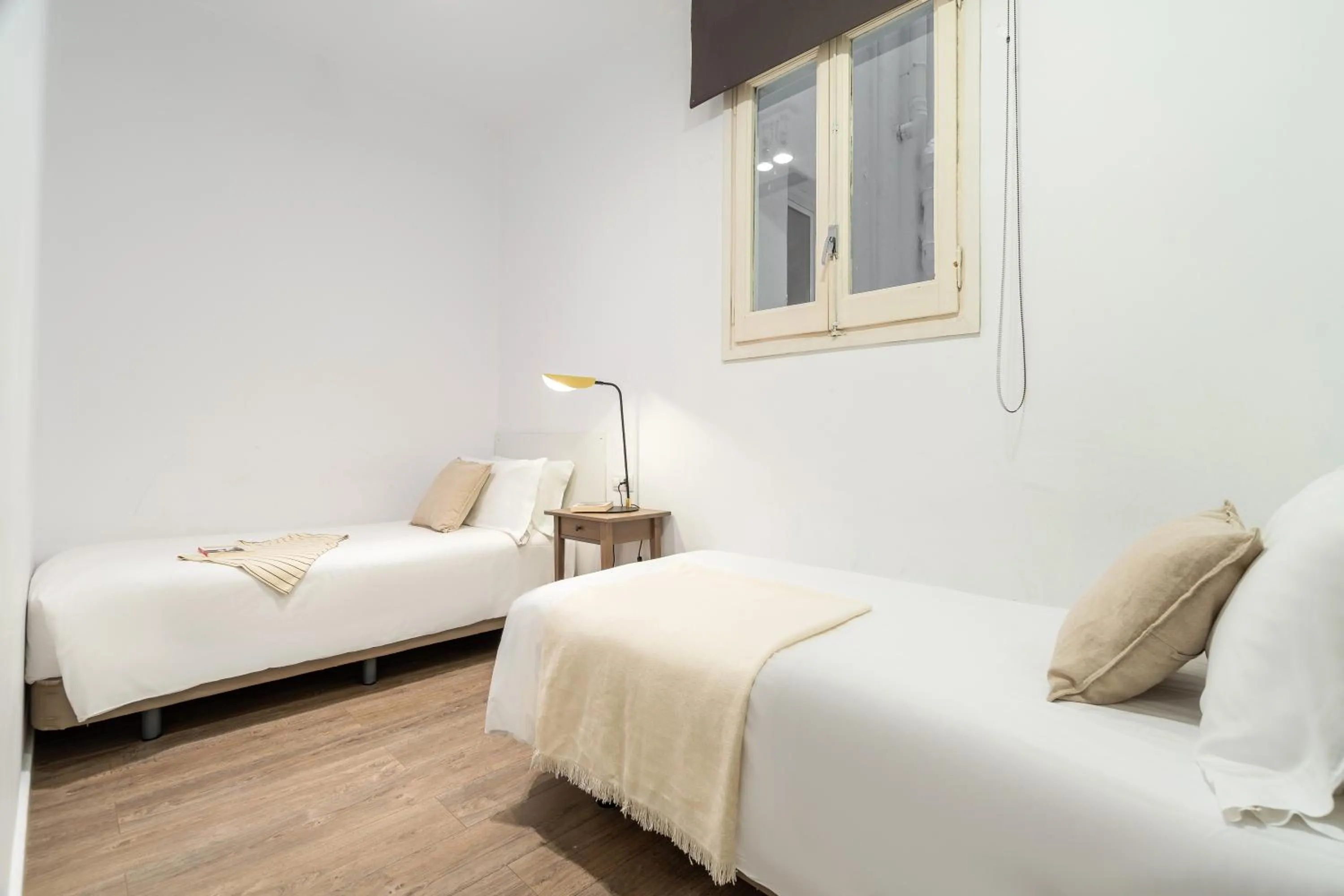 Bed in Aspasios Rambla Catalunya Apartments