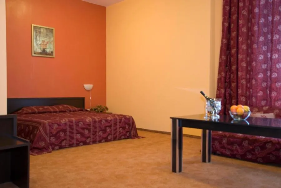 Photo of the whole room in Hotel Aqualand