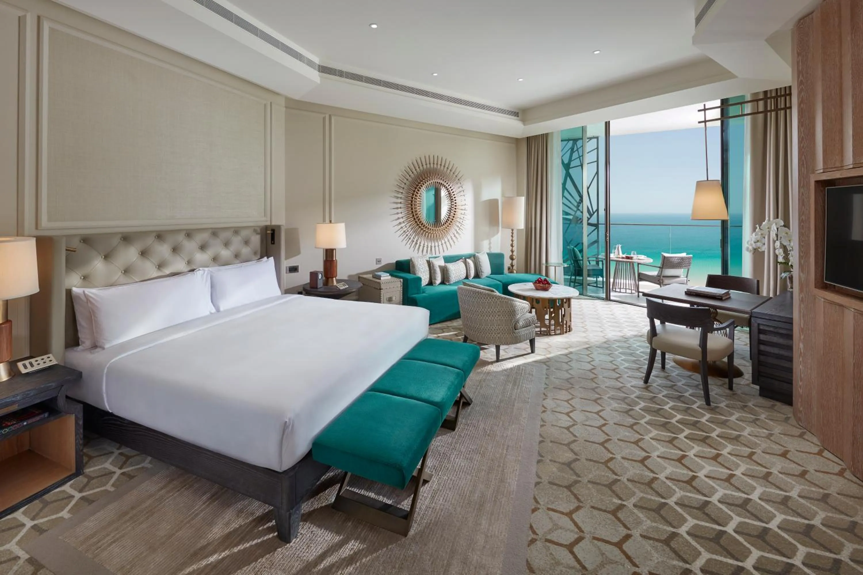 Photo of the whole room, Bed in Mandarin Oriental Jumeira, Dubai