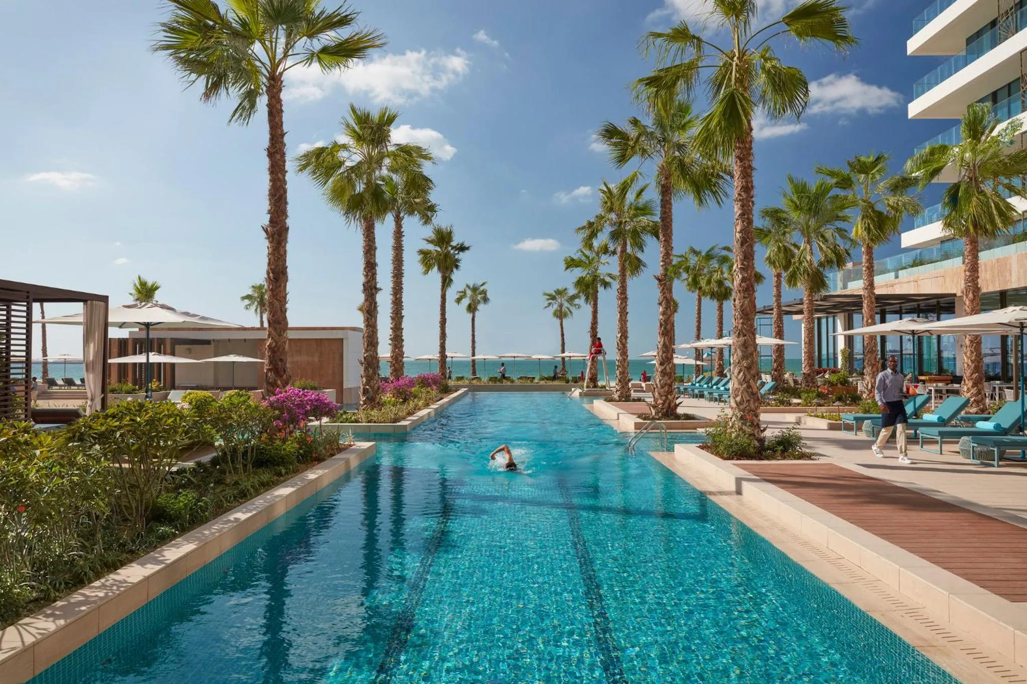 Swimming pool in Mandarin Oriental Jumeira, Dubai