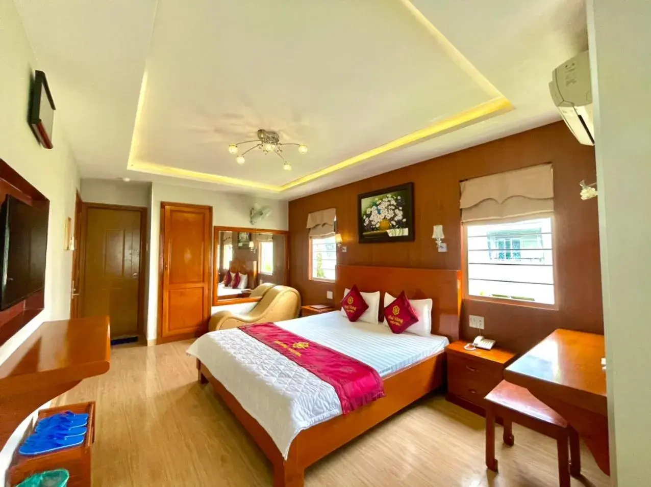 Mai Vang Hotel Mai Vang Hotel