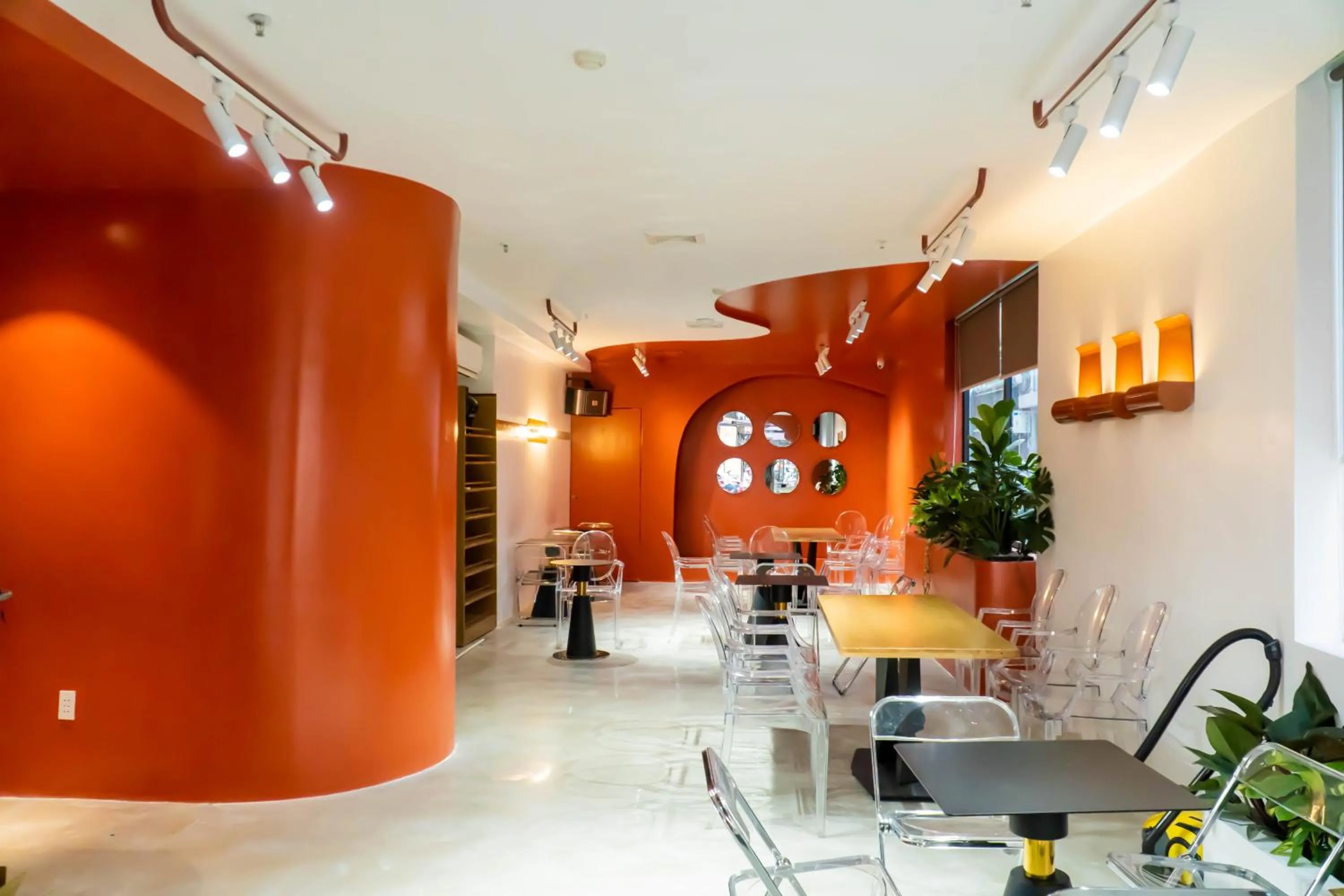 Drinks in Quoc Cuong Center Da Nang Hotel by Haviland