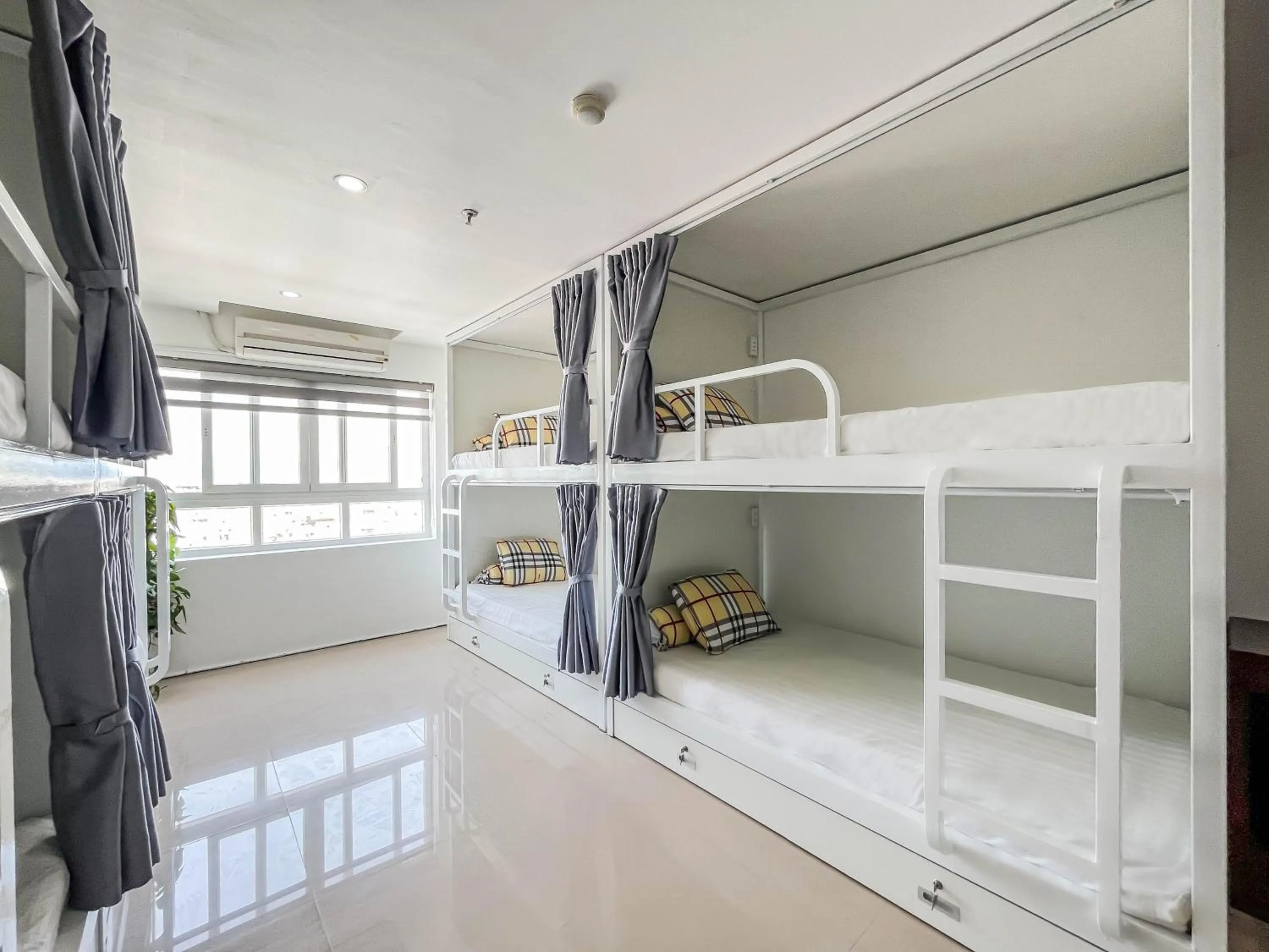 Bed in Quoc Cuong Center Da Nang Hotel by Haviland