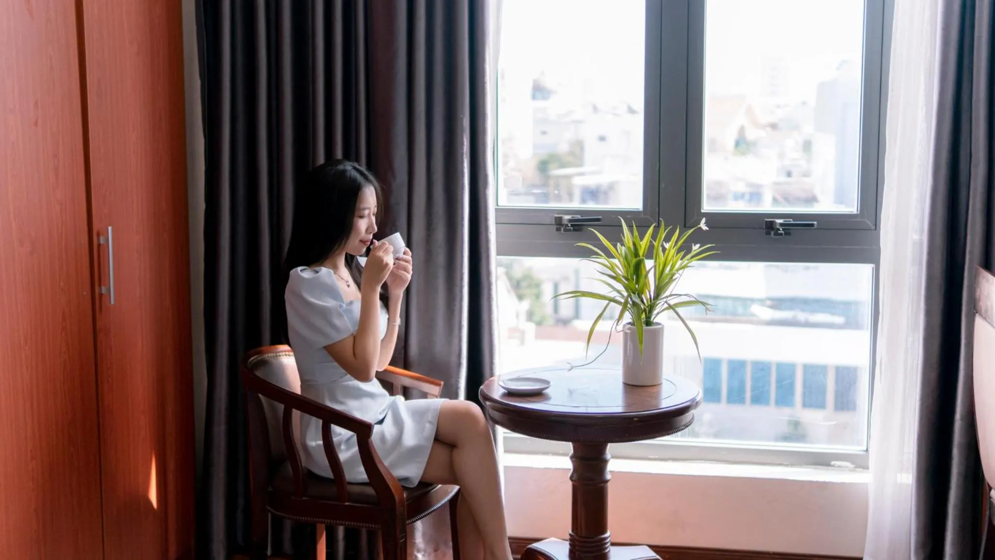 Guests in Quoc Cuong Center Da Nang Hotel by Haviland