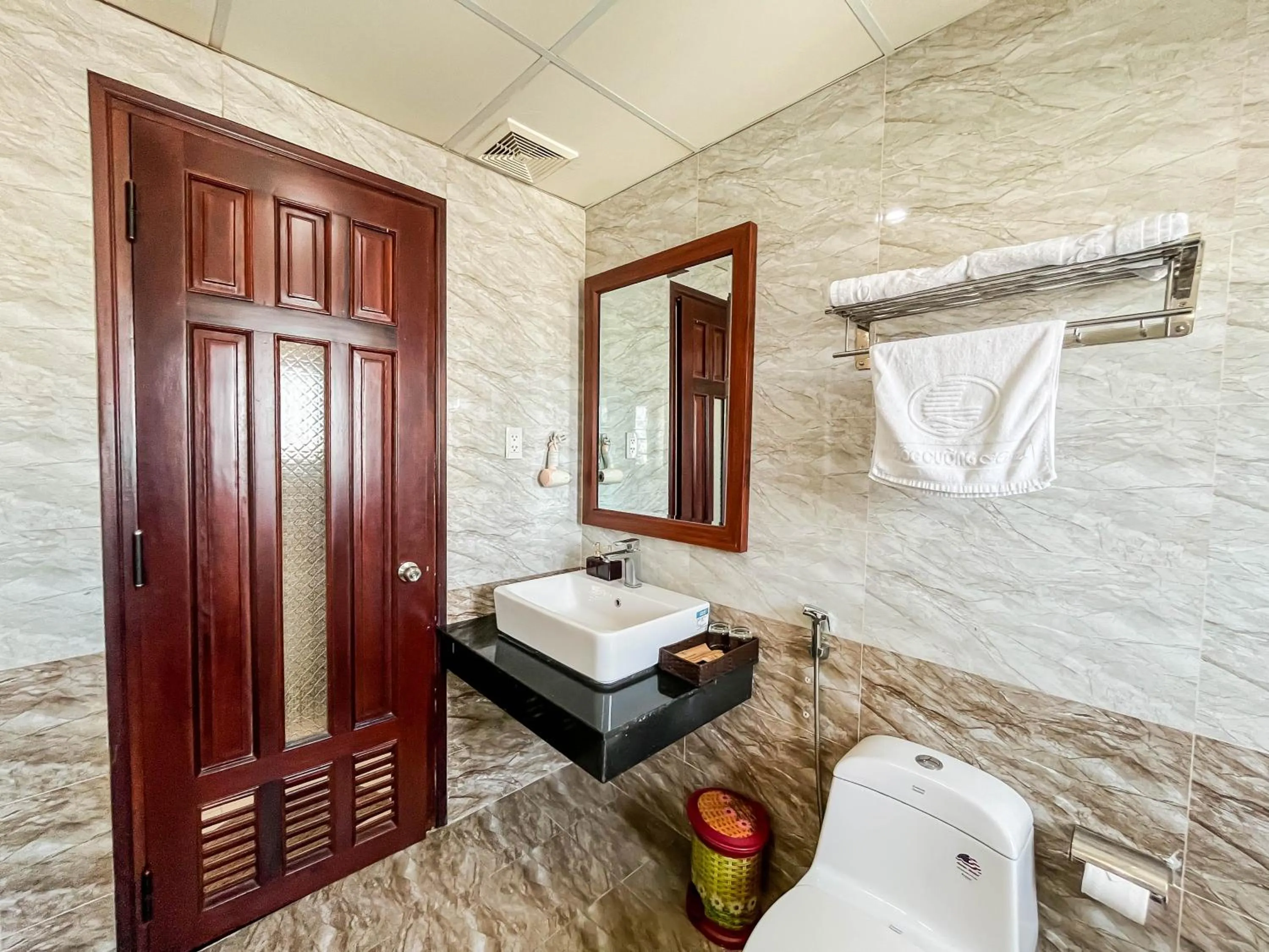 Shower in Quoc Cuong Center Da Nang Hotel by Haviland