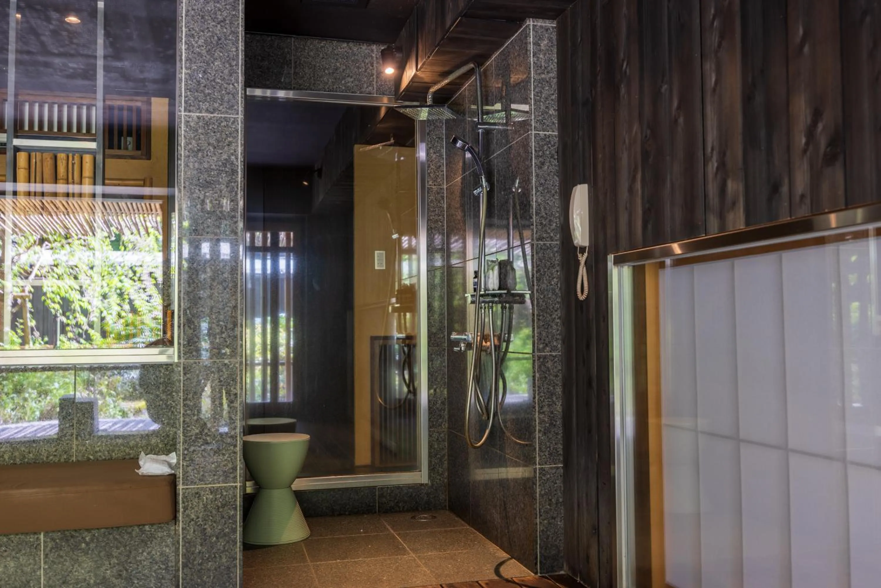 Shower in Kinnotake Sengokuhara(Adult Only)