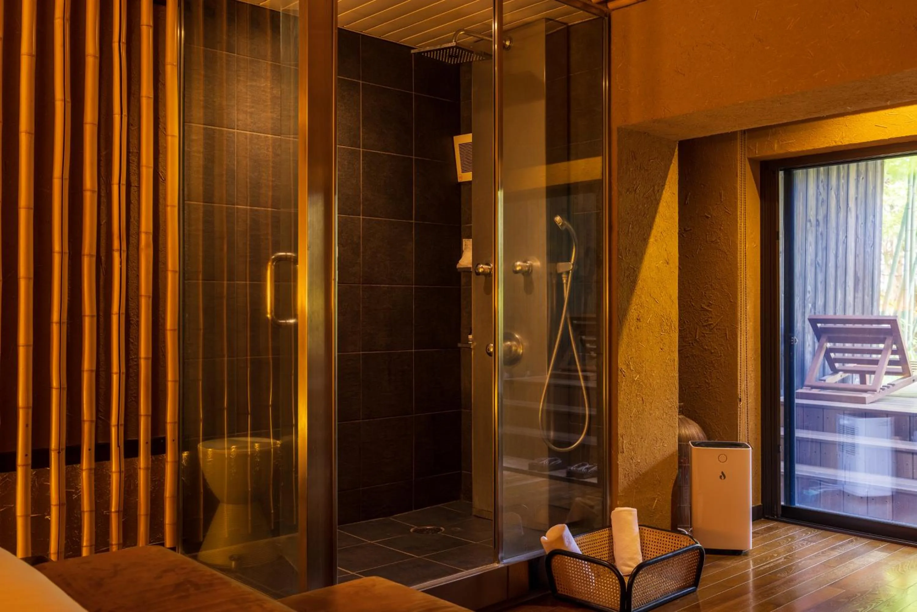 Shower in Kinnotake Sengokuhara(Adult Only)