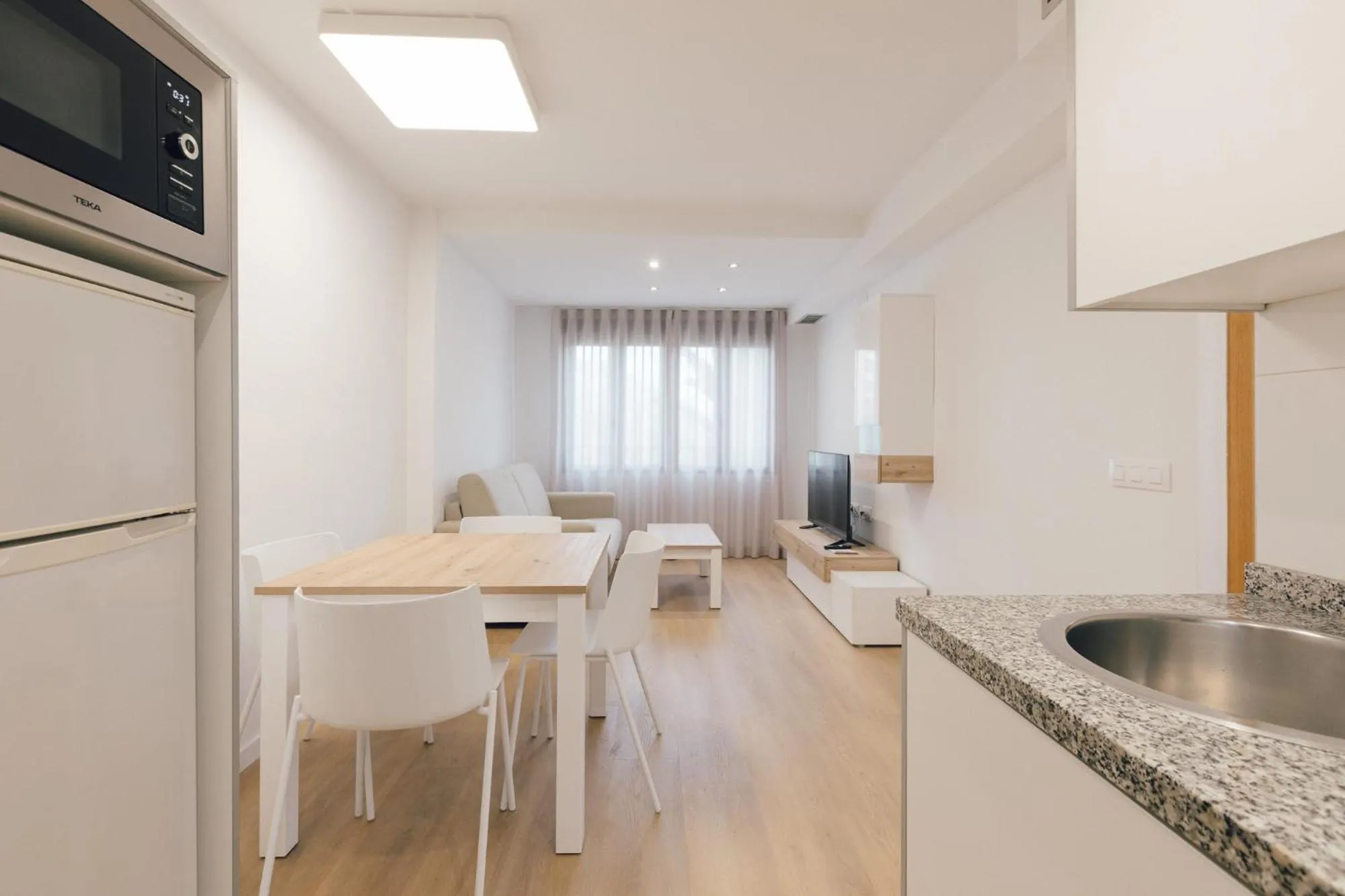 TV and multimedia in Pio XII Apartments Valencia