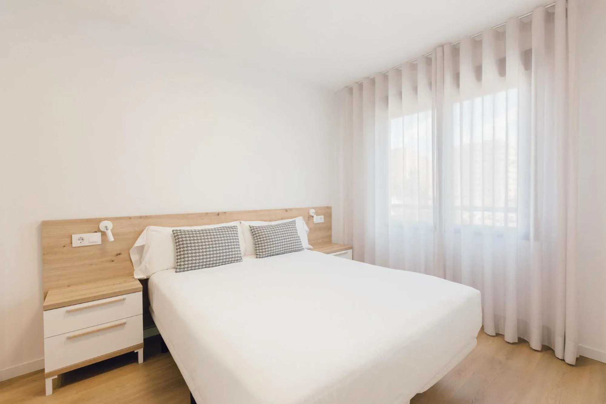 Bedroom in Pio XII Apartments Valencia