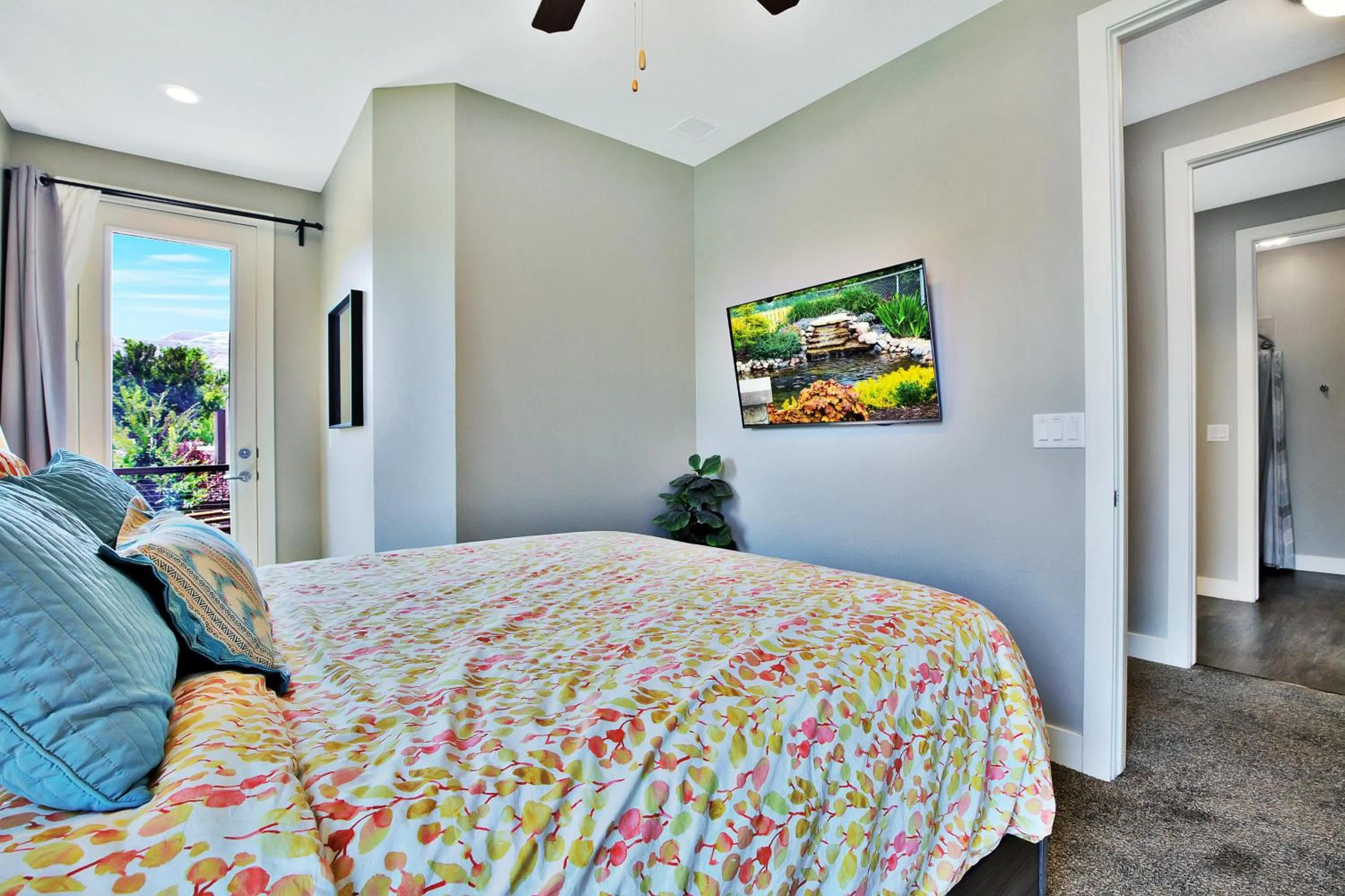 Bed in Entrada at Moab 590