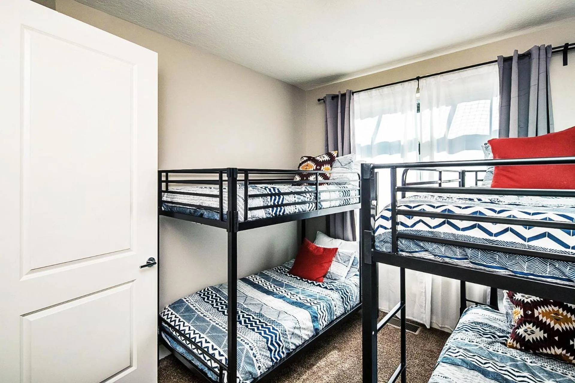 Bed in Entrada at Moab 594