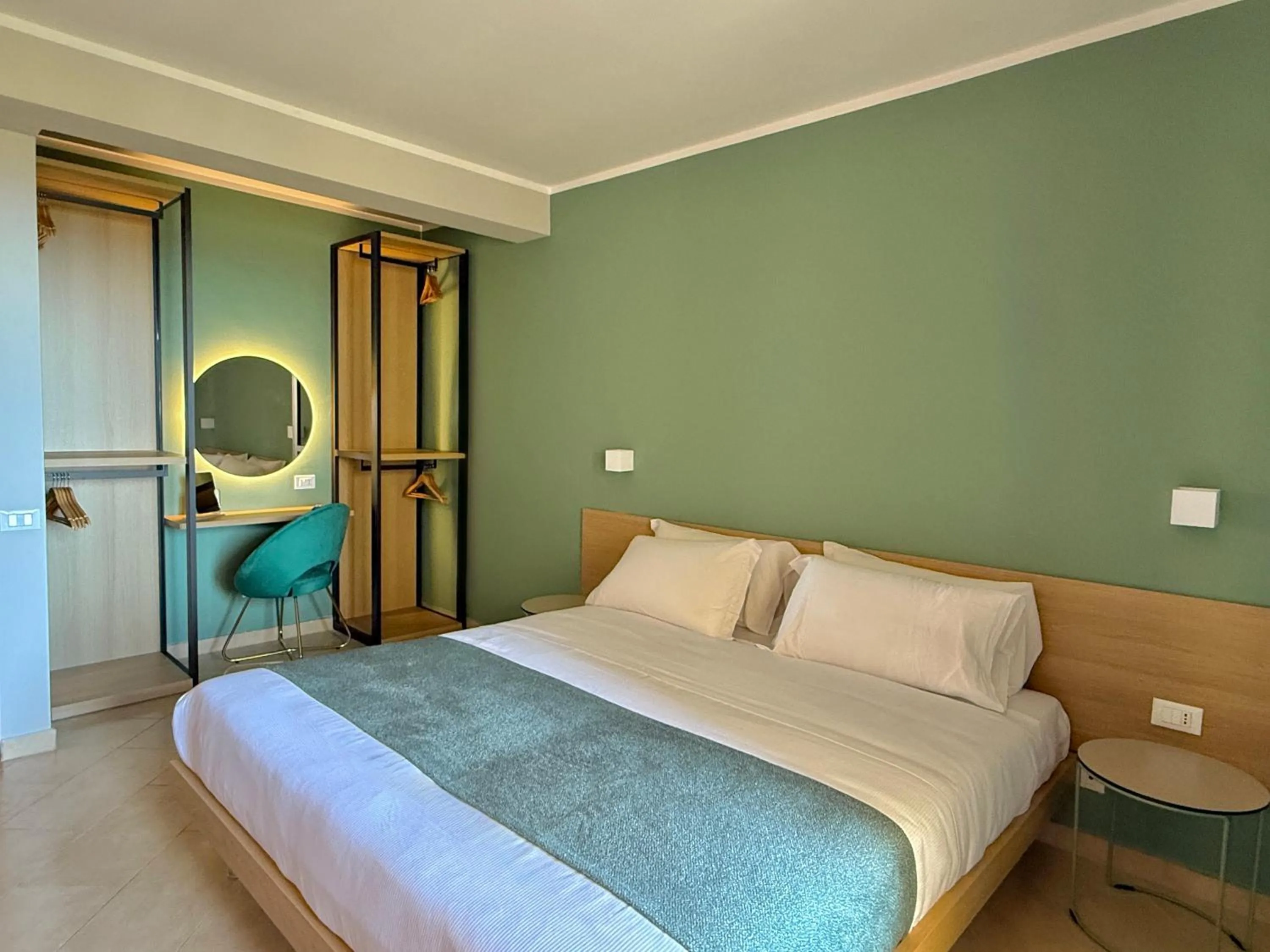 Photo of the whole room, Bed in Hotel Panoramic