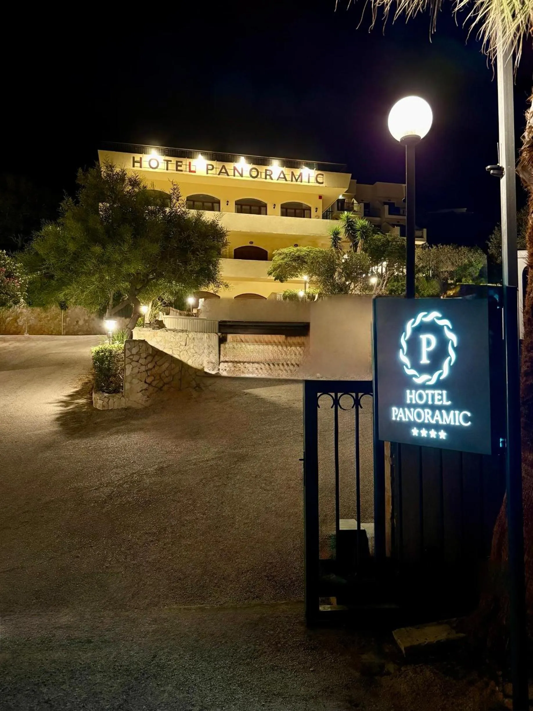 Property building in Hotel Panoramic