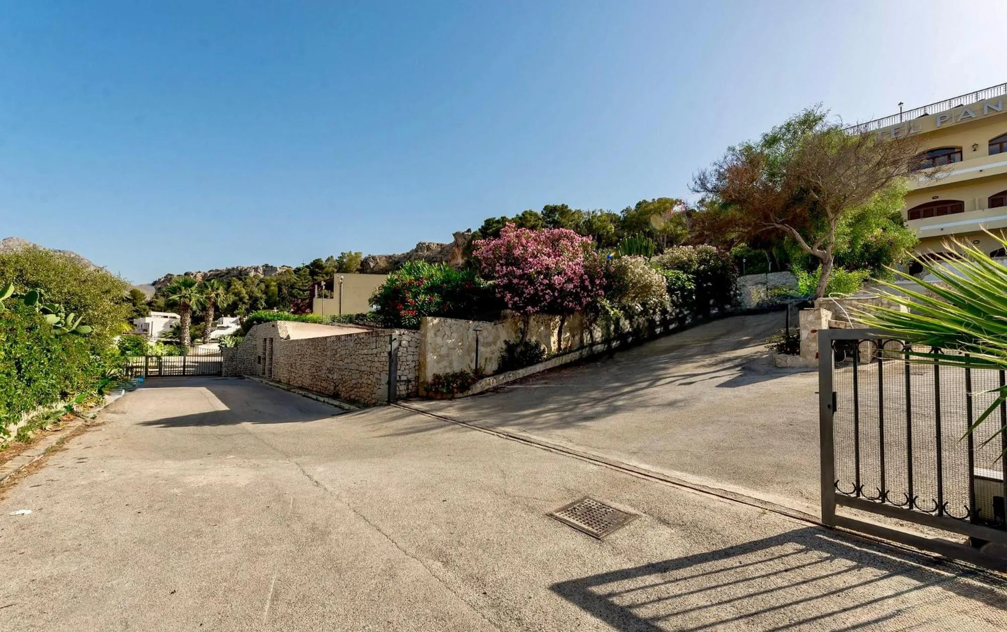 Property building in Hotel Panoramic