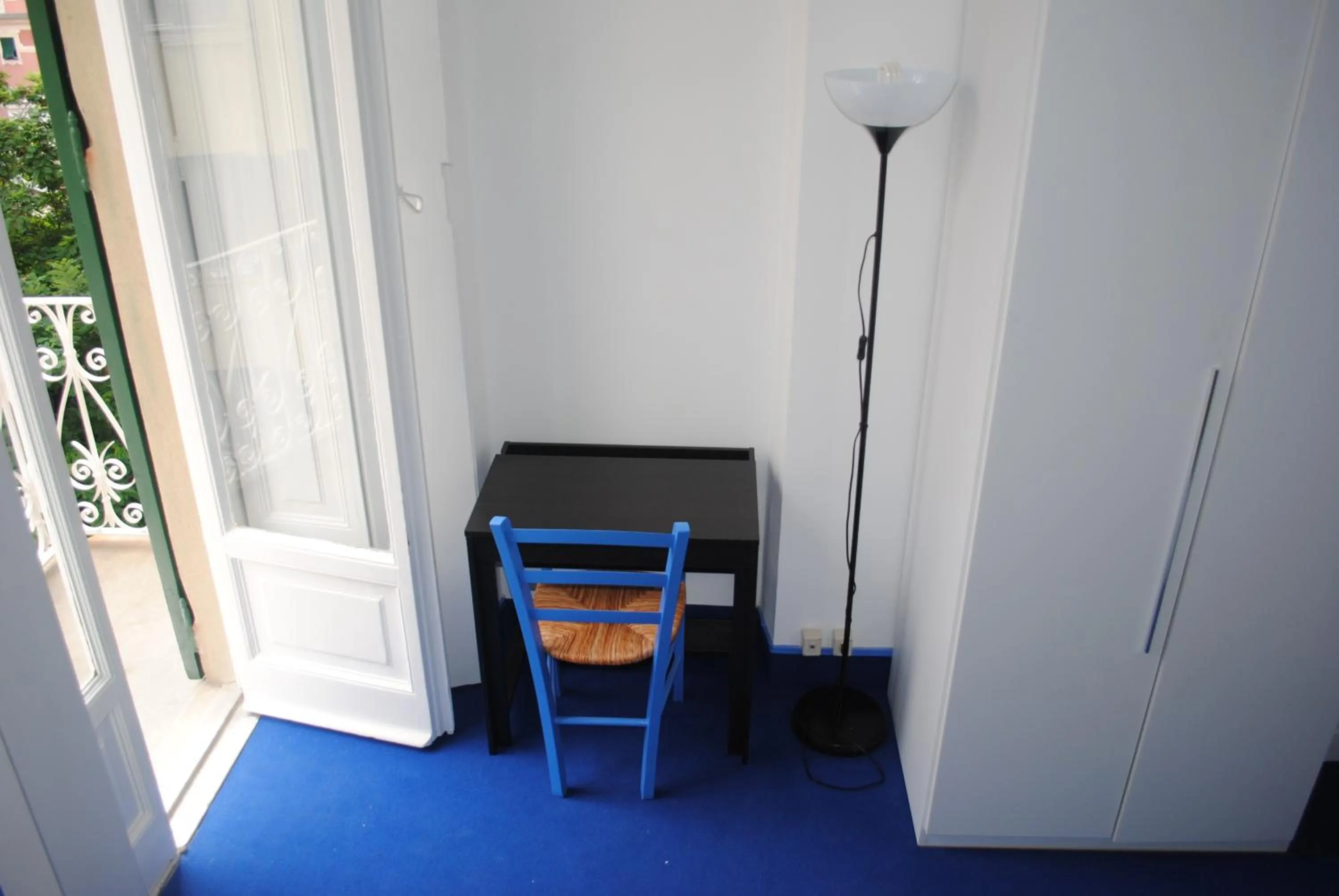 Decorative detail in Olympia Hotel