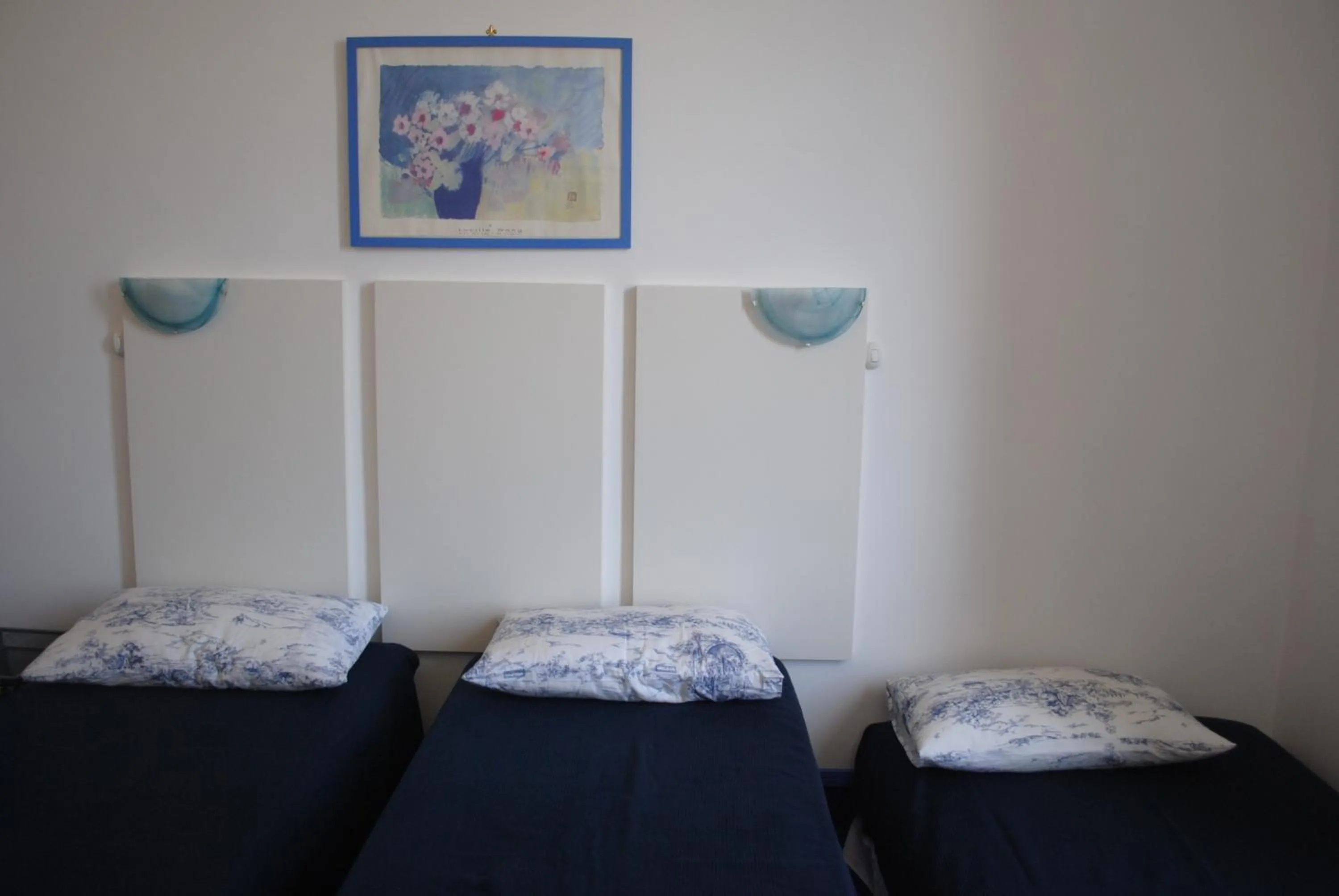 Bedroom, Bed in Olympia Hotel