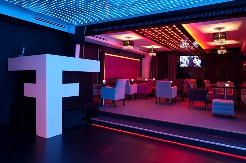 Nightclub / DJ in Hotel Vega