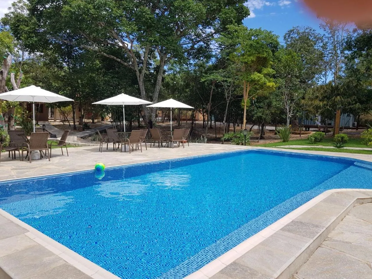 Pool view in Orla Morada do Sol