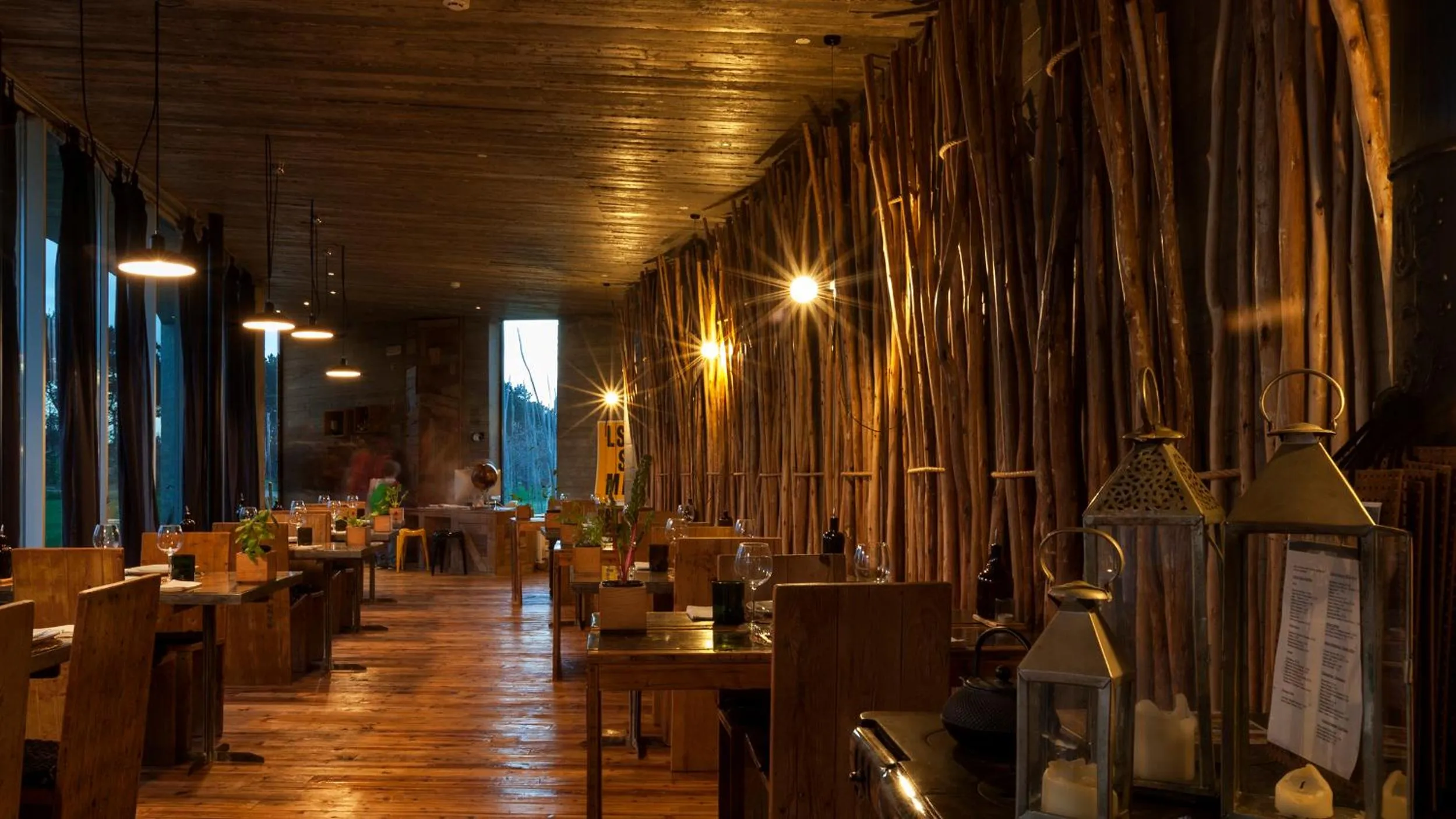 Restaurant/places to eat in Rio do Prado